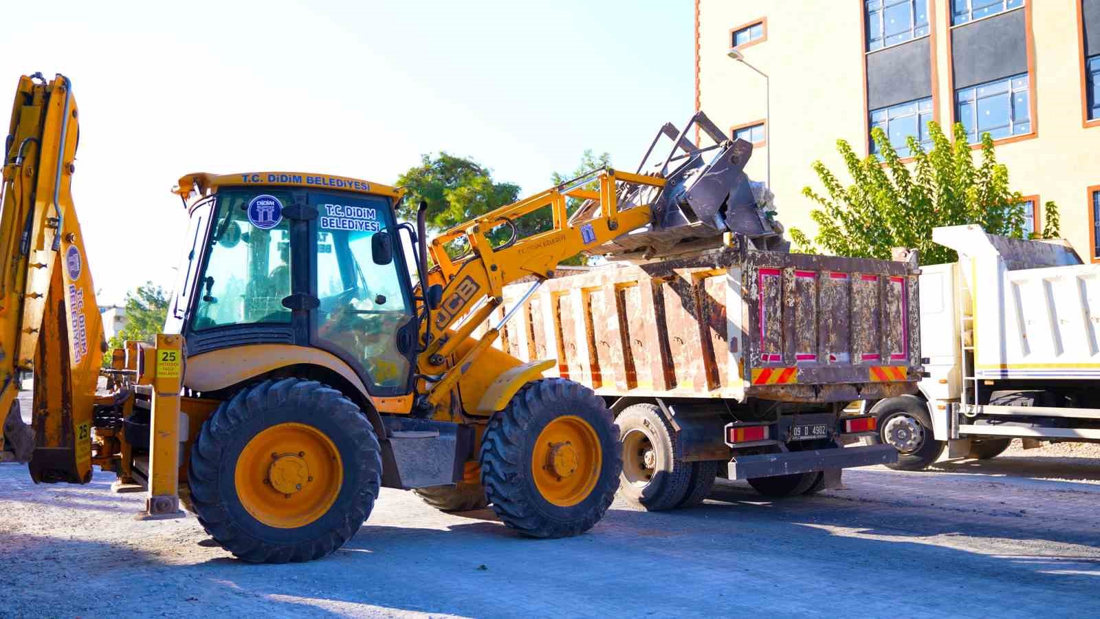 Didim’de yollara kalıcı yatırım
