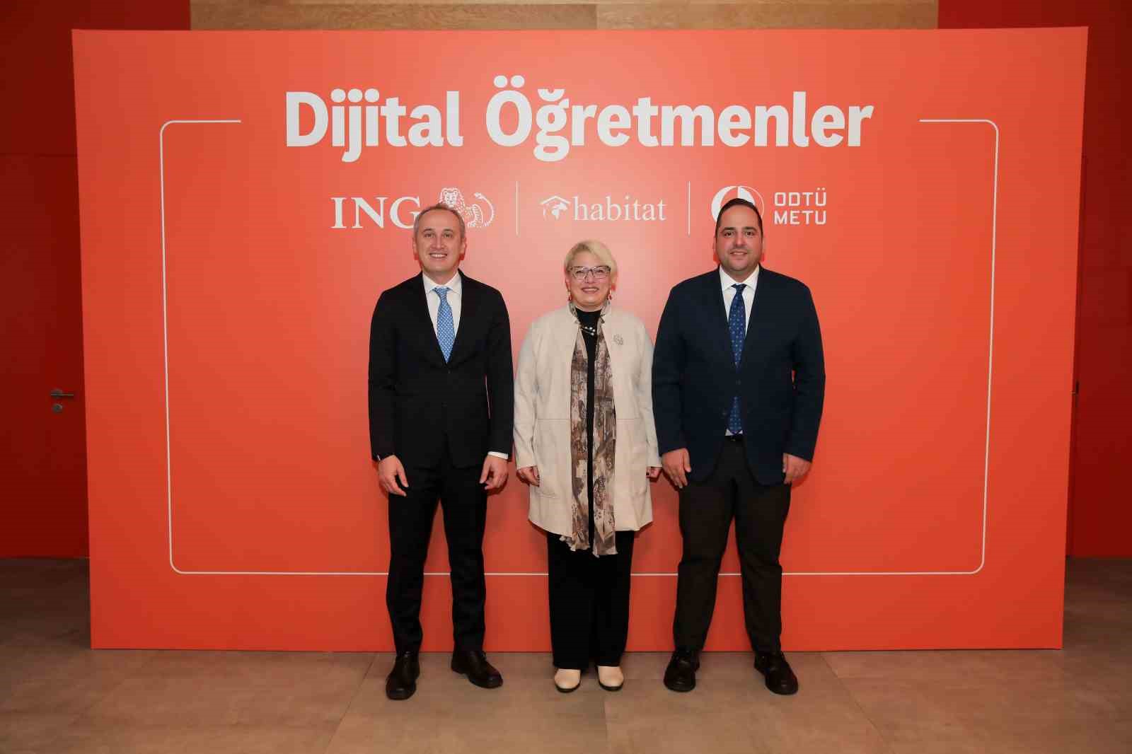 Dijital Öğretmenler Projesi yenilendi
Dijital Öğretmenler Projesi yenilendi