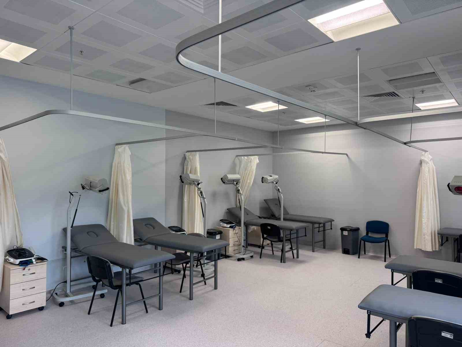 Dikili Devlet Hastanesi’nde fizik tedavi ünitesi hizmete giriyor
