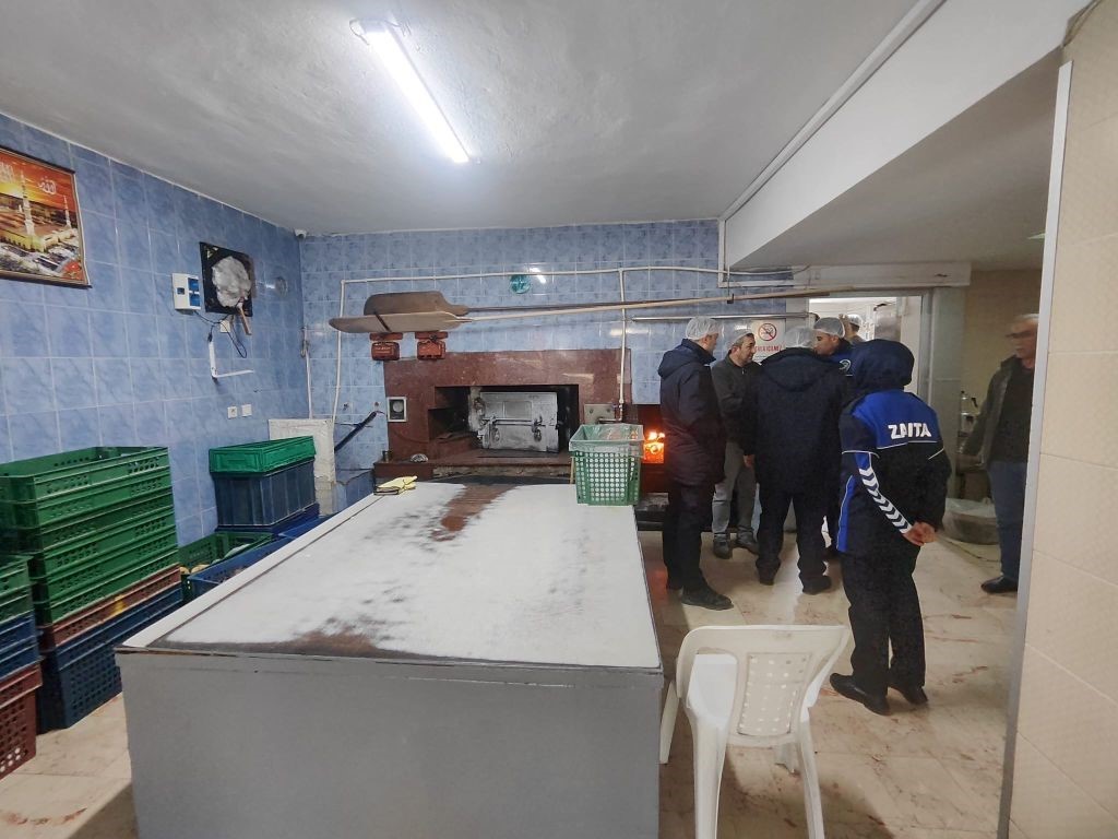 Dilovası’nda kasap ve fırınlara sıkı denetim
Dilovası’nda kasap ve fırınlara sıkı denetim