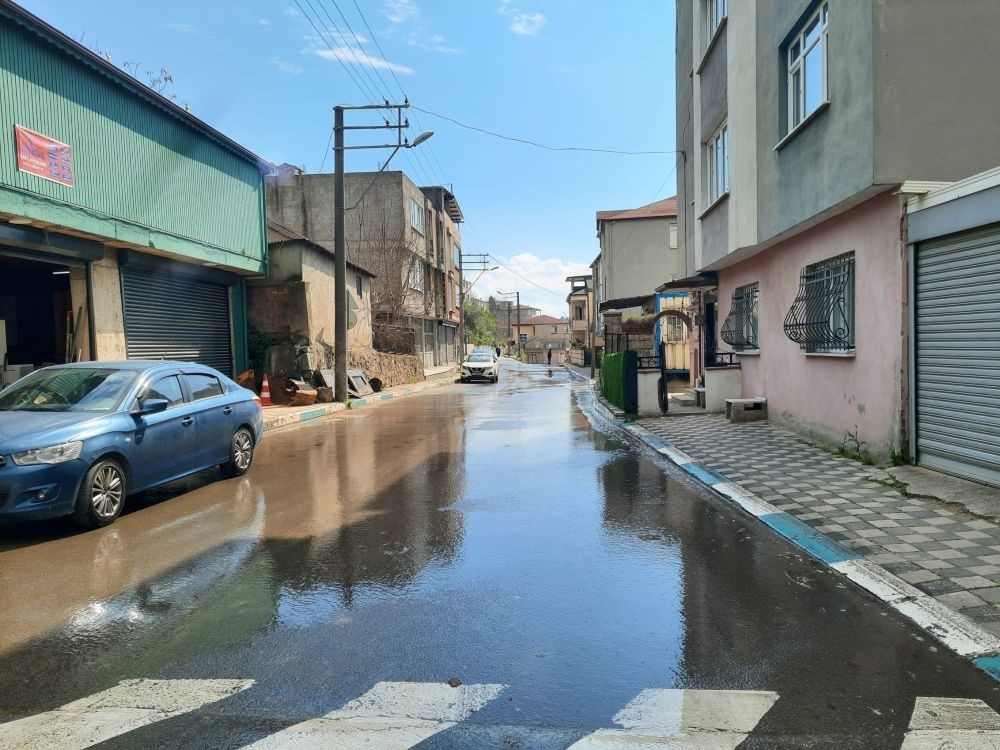 Dilovası’nda sokaklar sabunlu suyla yıkandı
