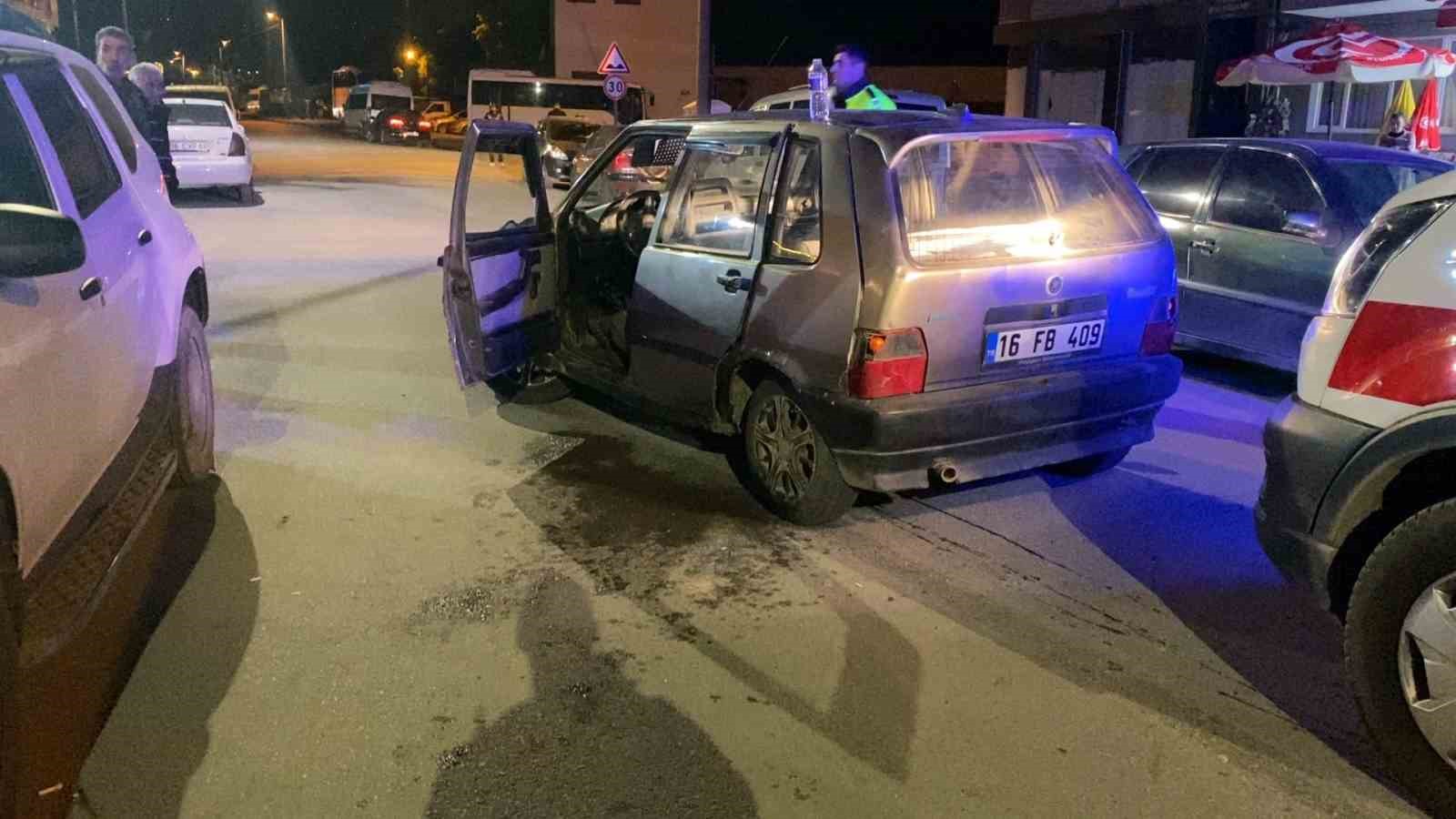 Direksiyon başında kalp krizi geçirince kaza yaptı: Kalbi duran sürücüye 112 ekipleri müdahale etti
