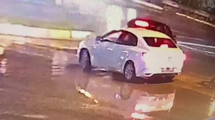 Diş hekimini adım adım takip edip kaza süsü ile durdurup darp ettiler
