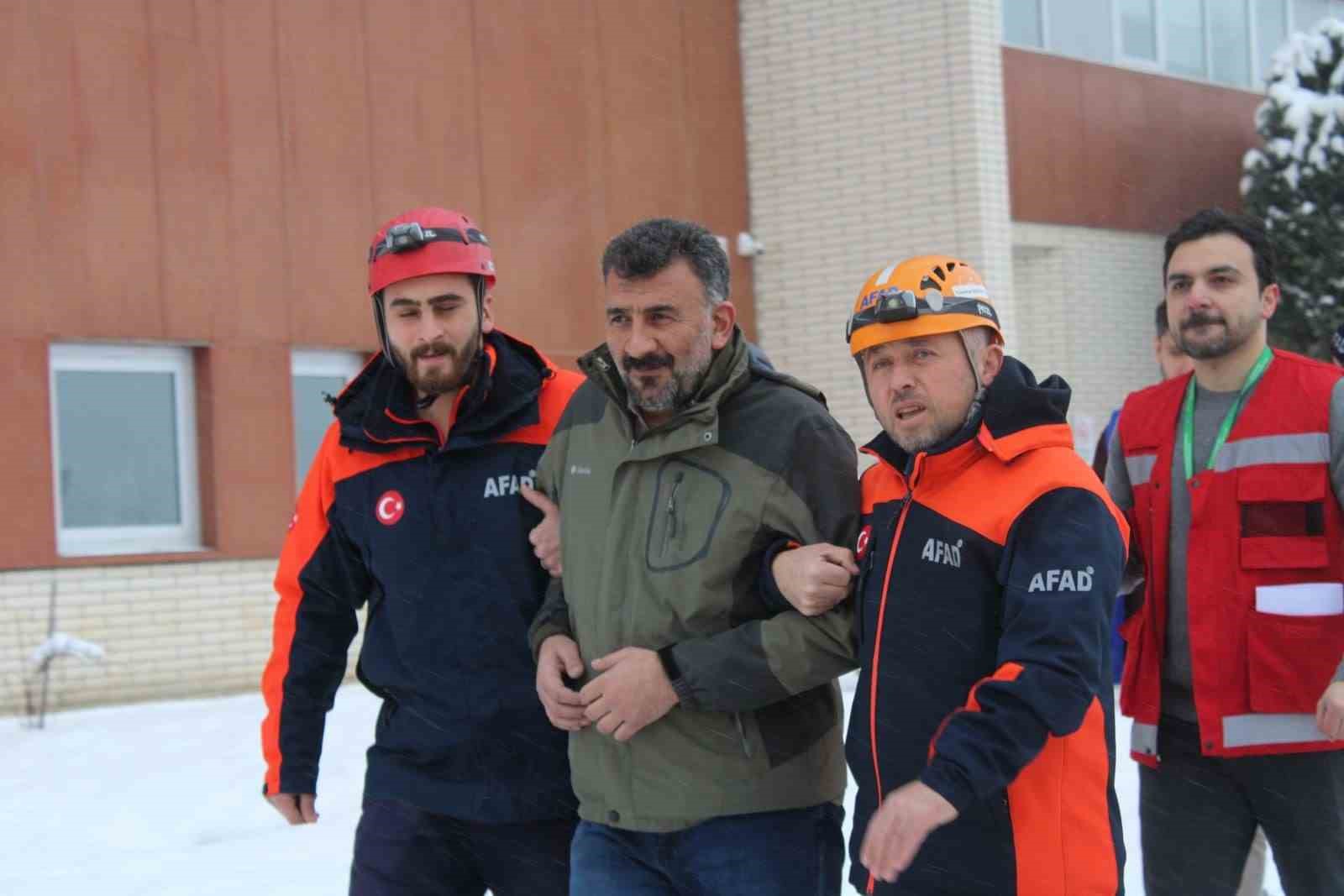 Diş Hekimliği Fakültesi’nde yangın tatbikatı
