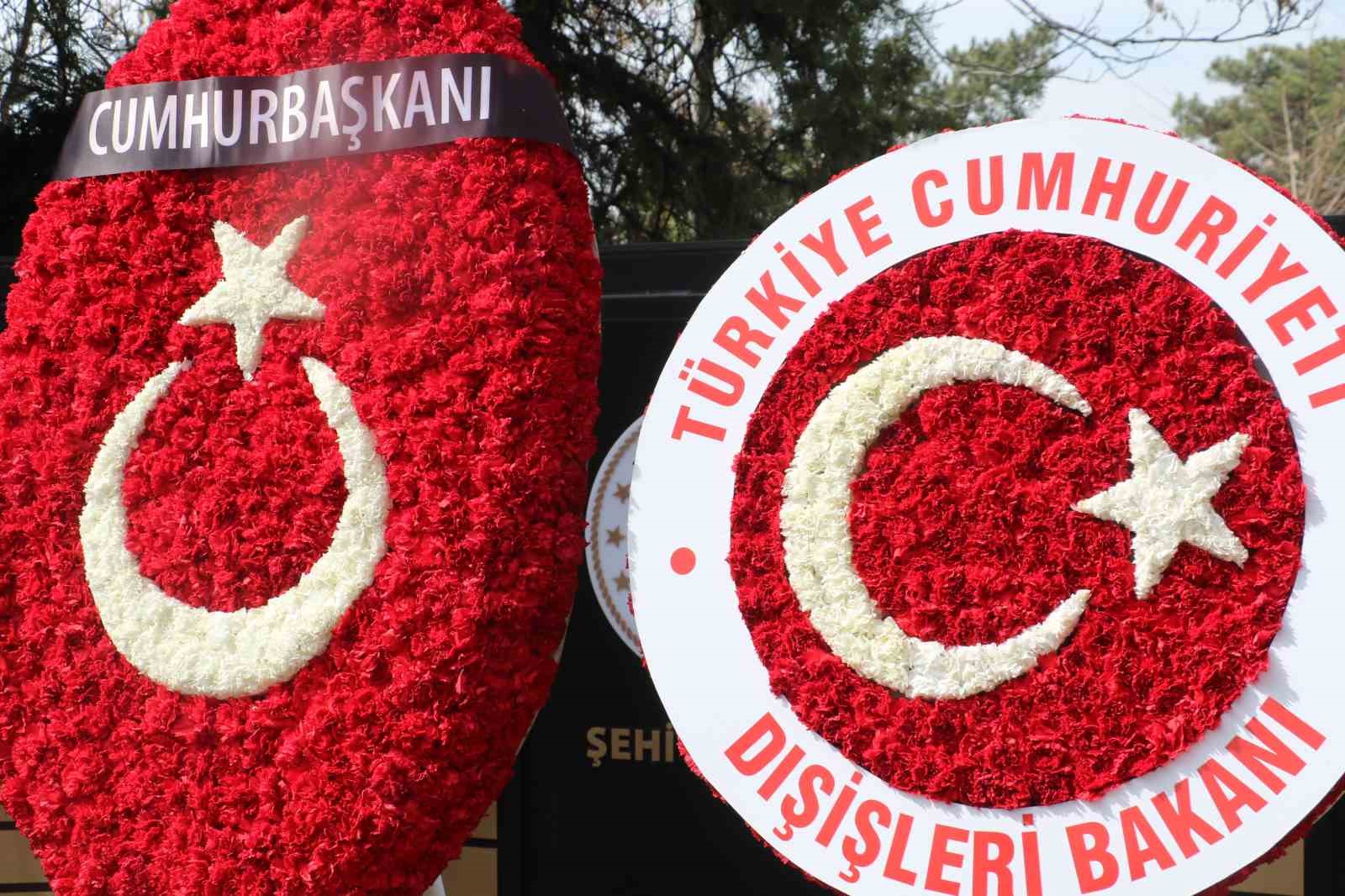 Dışişleri Bakan Yardımcısı Gümrükçü: "Çanakkale Zaferi, bir neslin belki de en parlak temsilcilerini yitirdiğimiz destansı bir mücadele ve direniştir"
