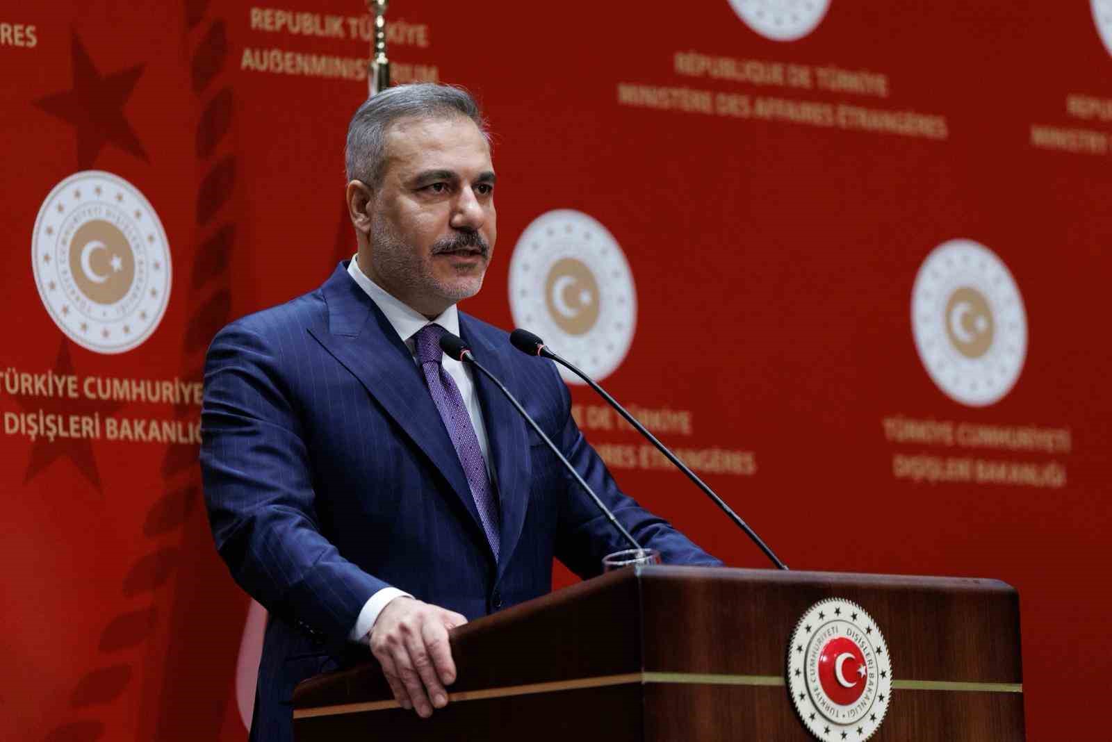 Dışişleri Bakanı Fidan: "Önümüzde hedefler; ’Gümrük Birliği Anlaşması’ nın güncellenmesi, ’Vize Serbestisi Anlaşması’ nın devreye girmesi"
