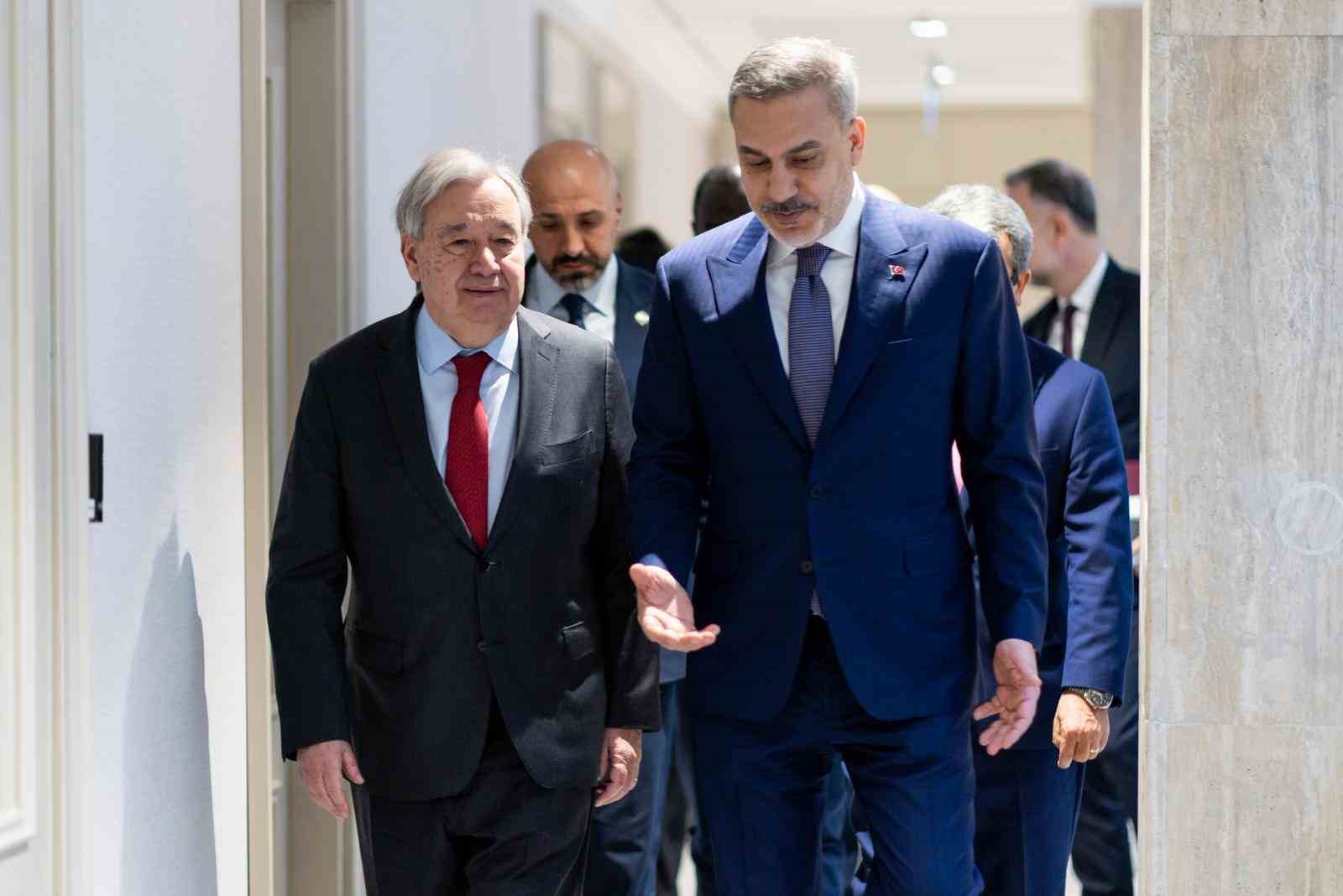 Dışişleri Bakanı Hakan Fidan, Birleşmiş Milletler Genel Sekreteri Antonio Guterres ile Ankara’da bir araya geldi.

