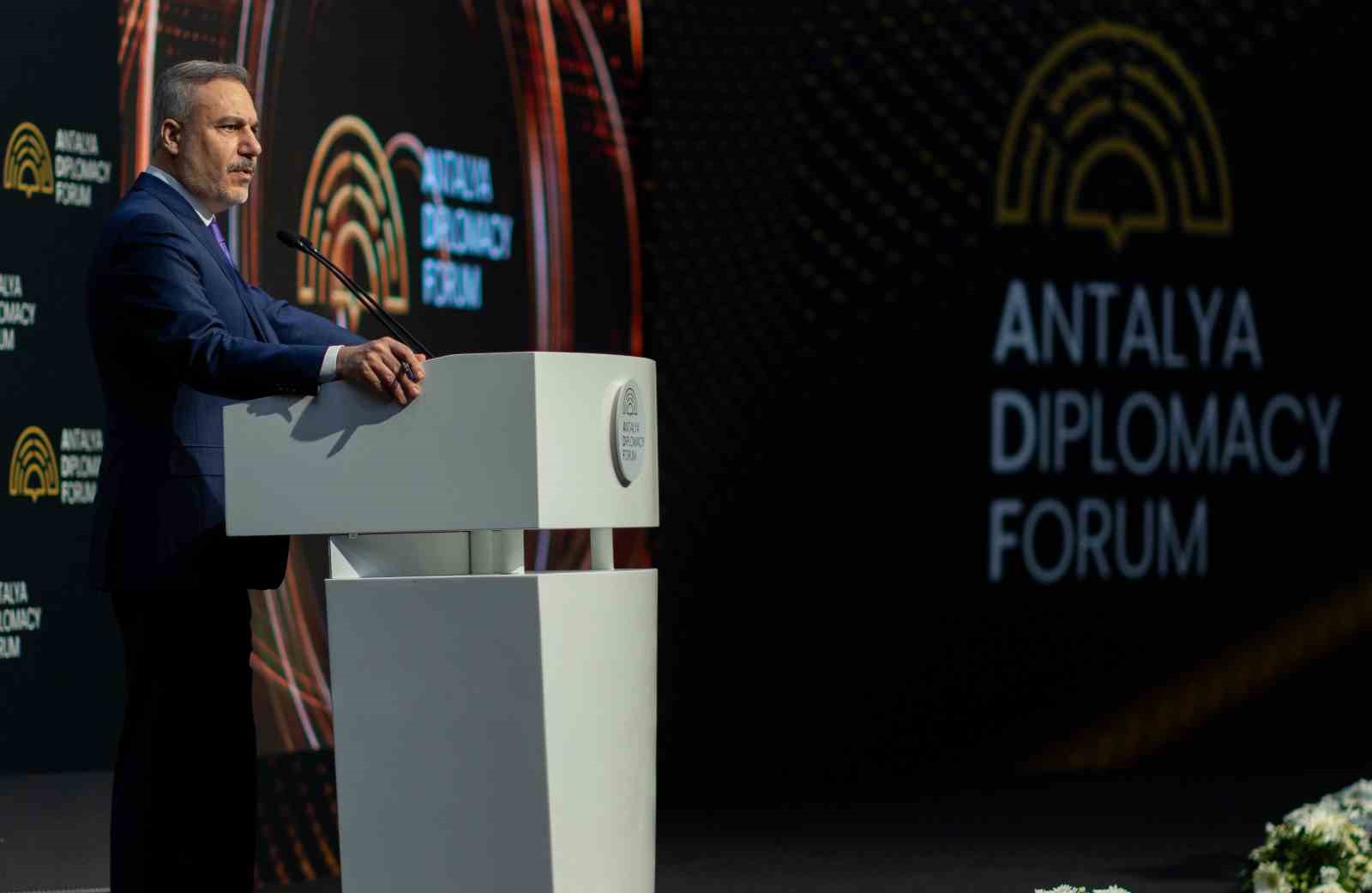 Dışişleri Bakanı Hakan Fidan: "Biz İsrail gibi değiliz, onlar GKRY ile birlikte Müslüman ülkelere karşı bir askeri ittifak kurdular"
