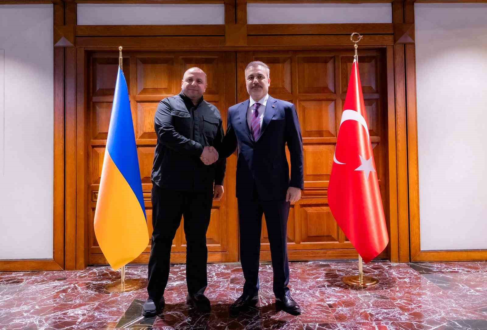Dışişleri Bakanı Hakan Fidan, Ukrayna Milli Güvenlik ve Savunma Konseyi Sekreteri Rüstem Umerov ile Ankara’da bir araya geldi.
