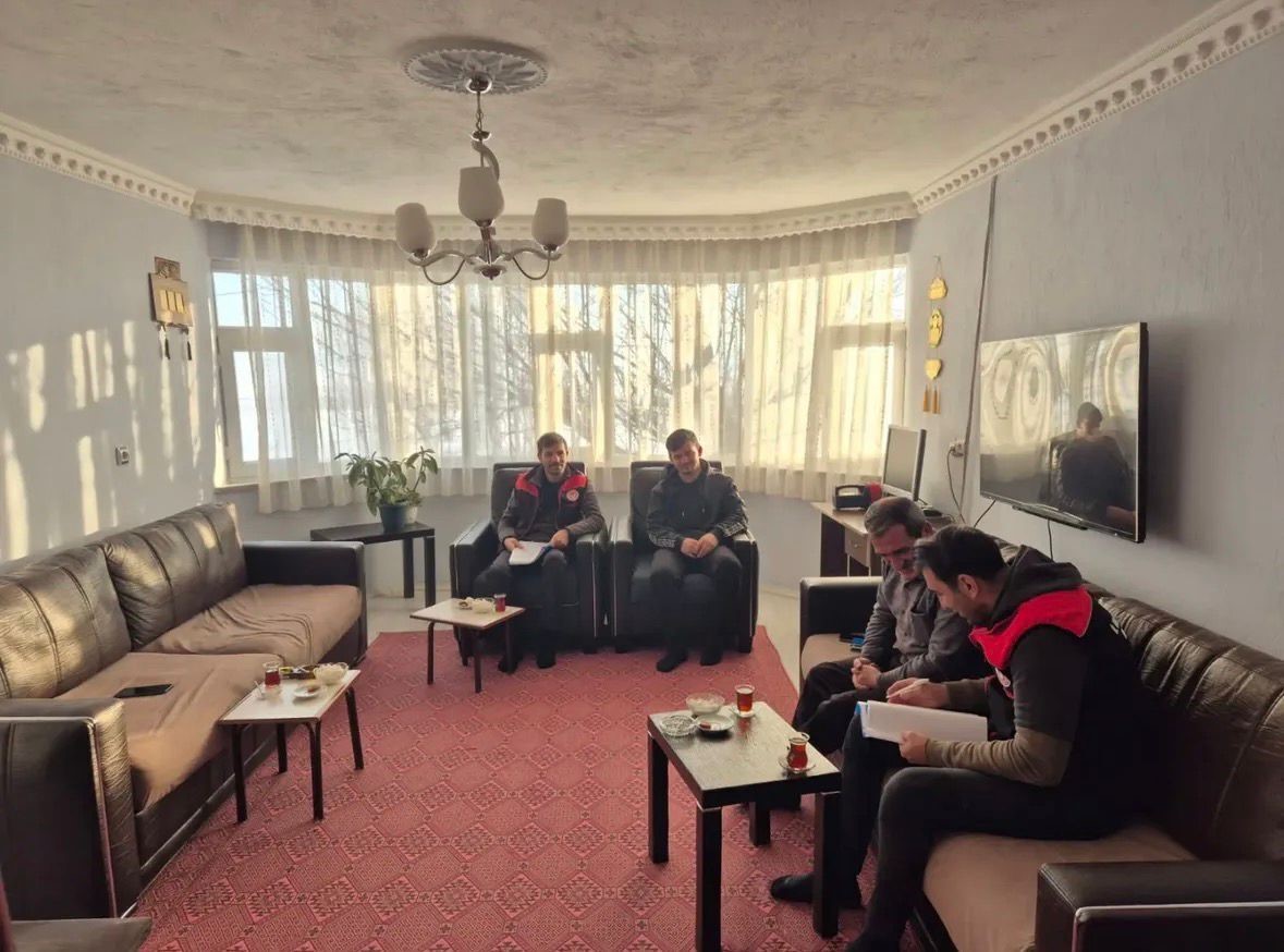 Diyadin’de gönüllere dokunan veteriner ziyareti
