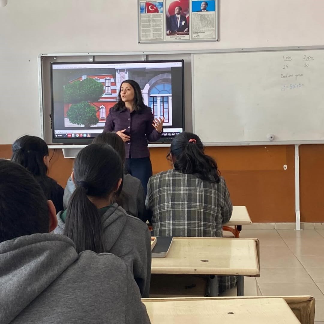 Diyadin’de öğrencilere vergi ve vatandaşlık bilinci aşılandı
