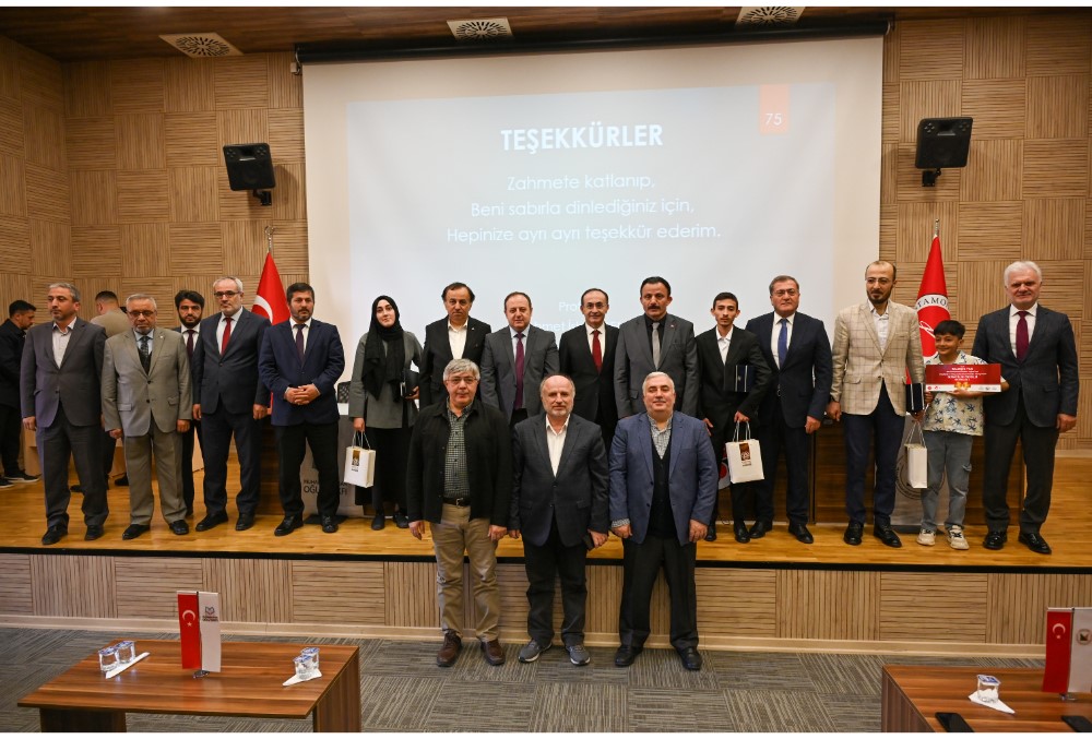 Diyanet İşleri Başkan Yardımcısı Demir’den öğrencilere önemli bilgiler
