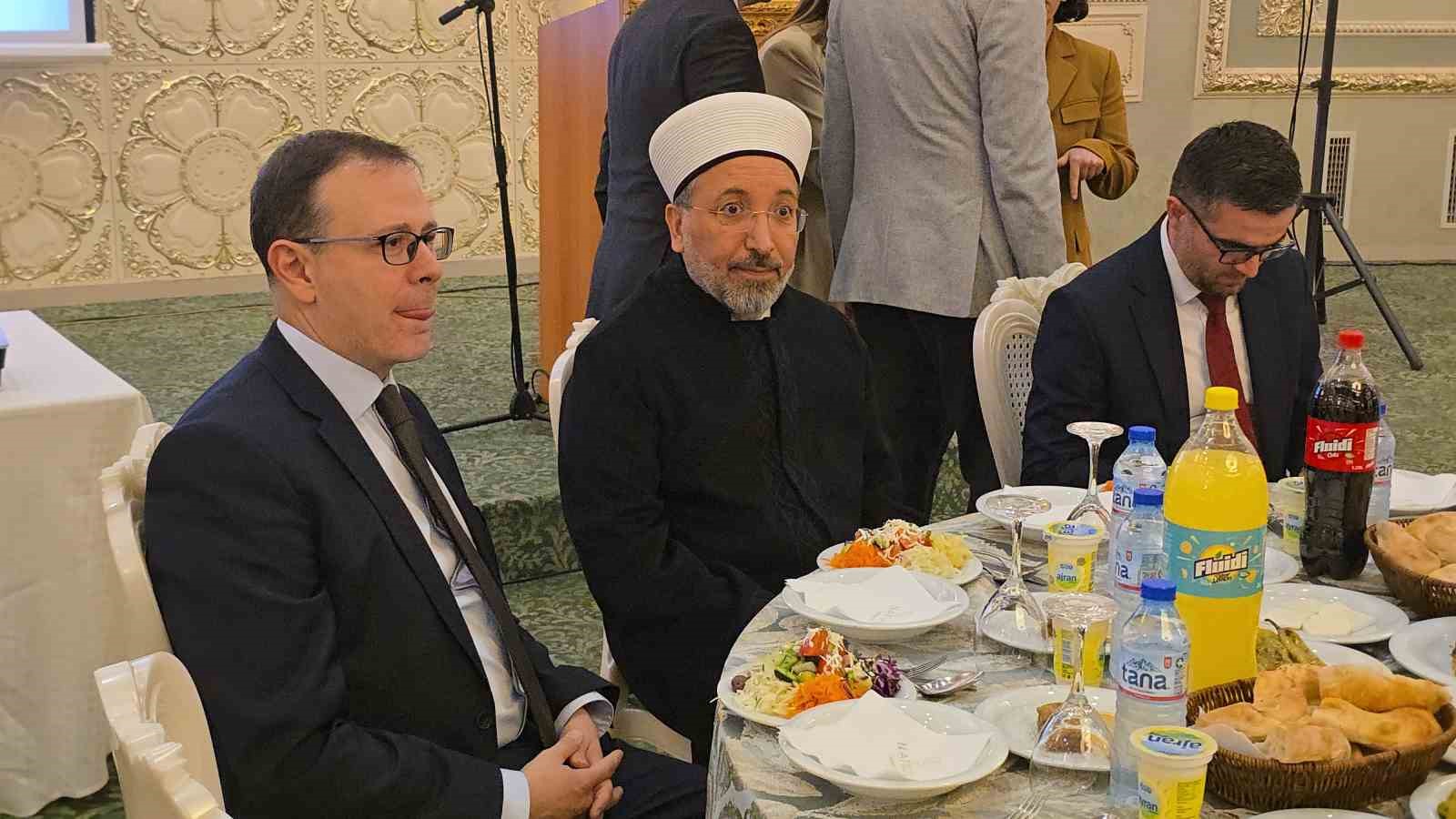 Diyanet İşleri Başkanlığı ve Türkiye Diyanet Vakfı’ndan Kosova’da iftar programı

