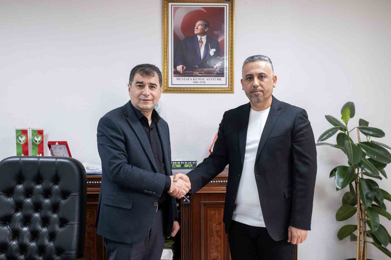 Diyarbakır Büyükşehir Belediyesi’nde görev değişimi
