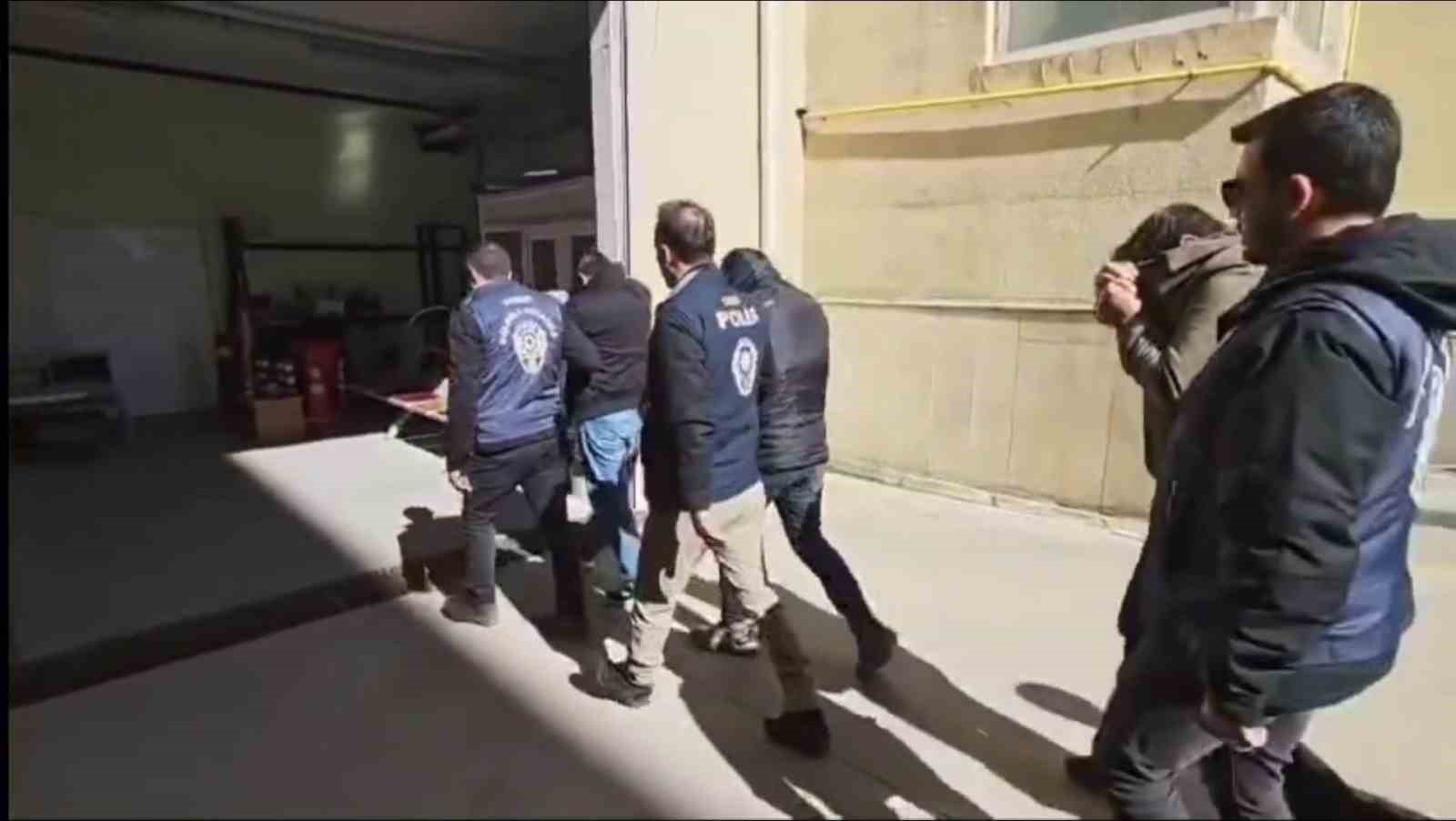 Diyarbakır merkezli 8 ilde ’bungalov dolandırıcılığı’ operasyonu: 210 milyon liralık vurgun
