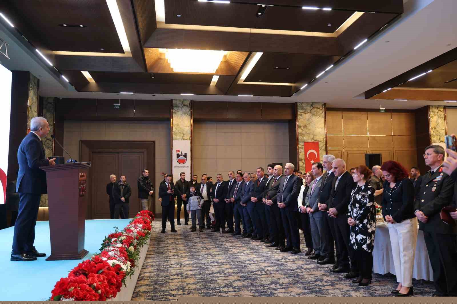 Diyarbakır Valiliği ev sahipliğinde bayramlaşma programı düzenlendi
