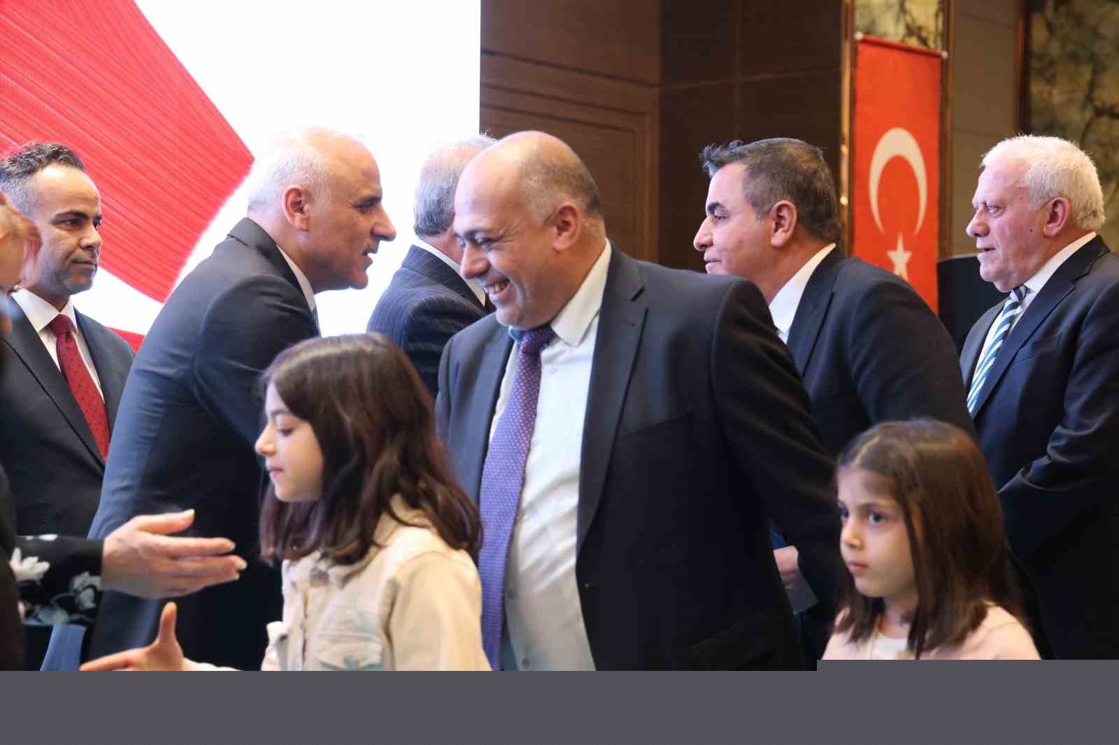 Diyarbakır Valiliği ev sahipliğinde bayramlaşma programı düzenlendi
