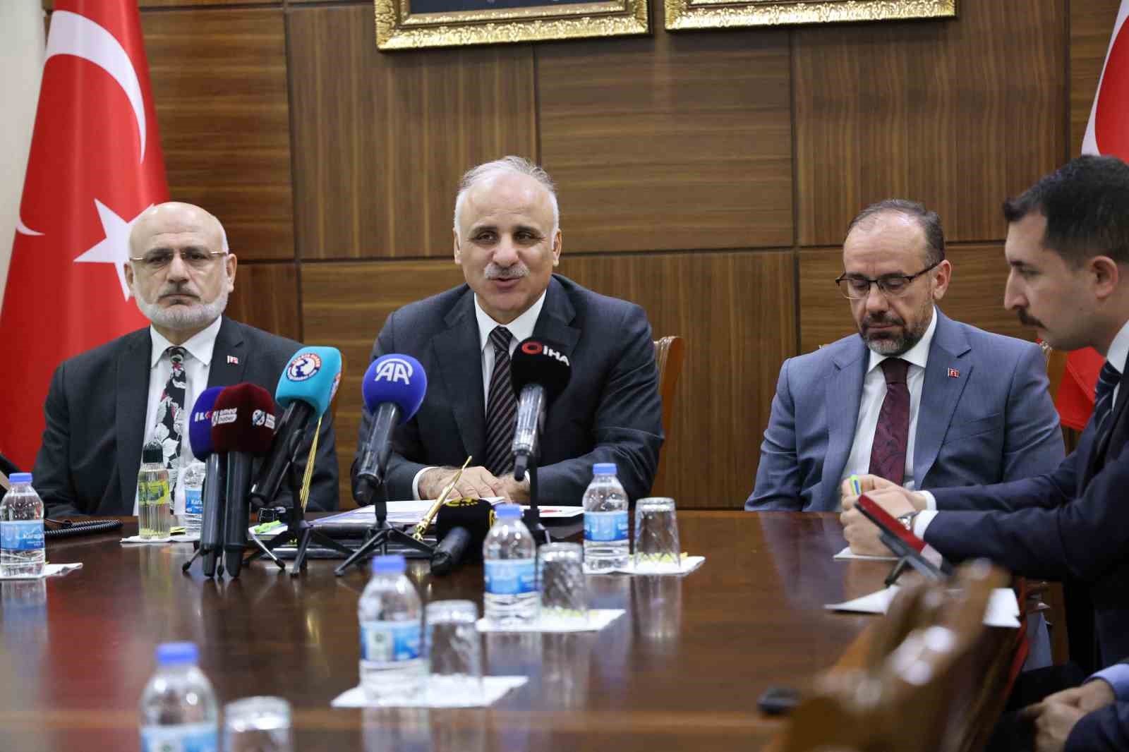 Diyarbakır’da "11. Uluslararası Hafızlık ve Kur’an-ı Kerim’i Güzel Okuma Yarışması" başladı
