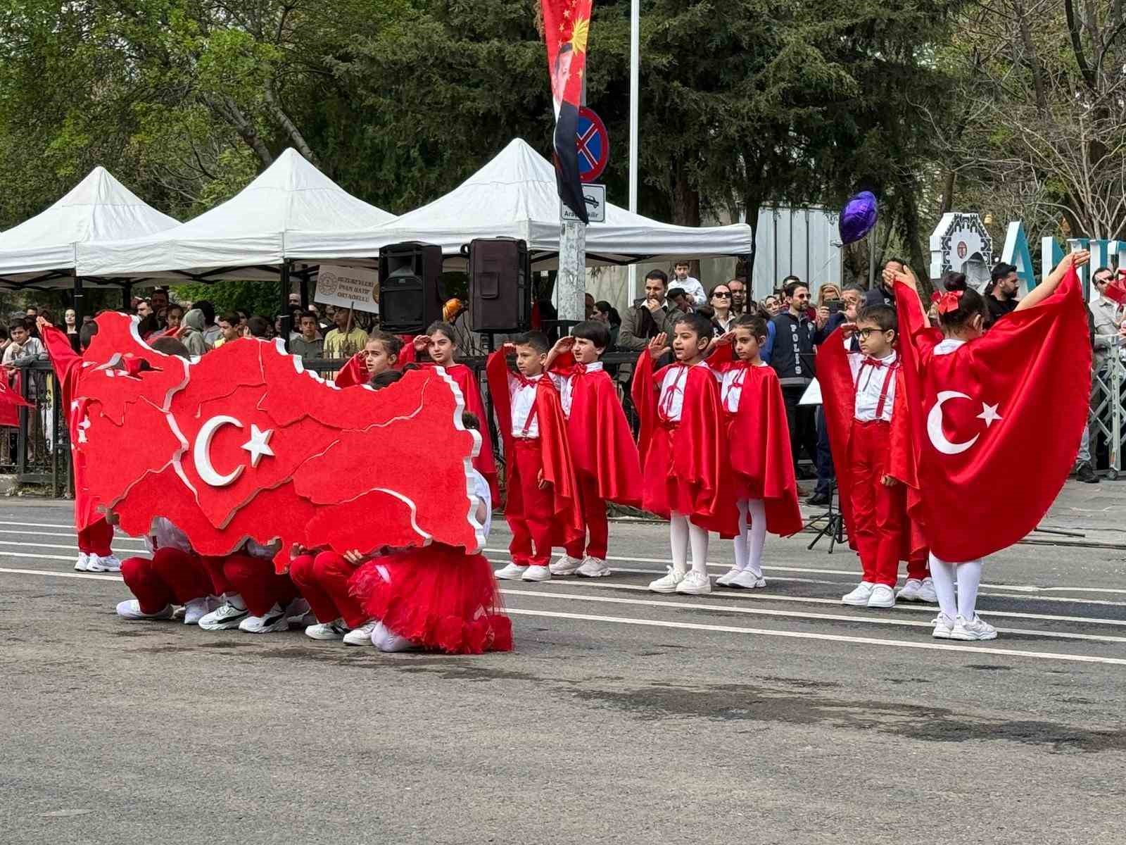 Diyarbakır’da 23 Nisan coşkuyla kutlandı
