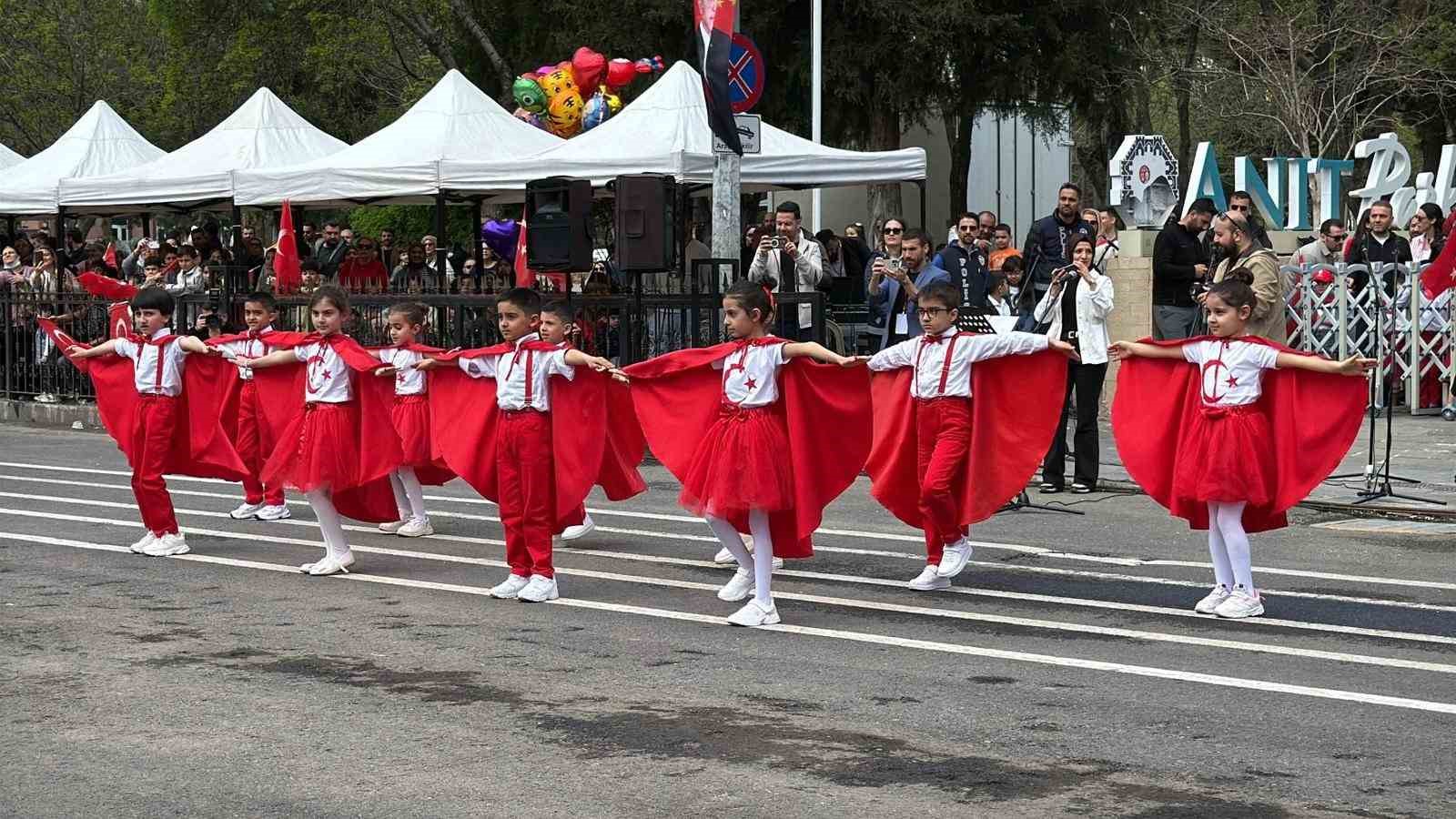 Diyarbakır’da 23 Nisan coşkuyla kutlandı
