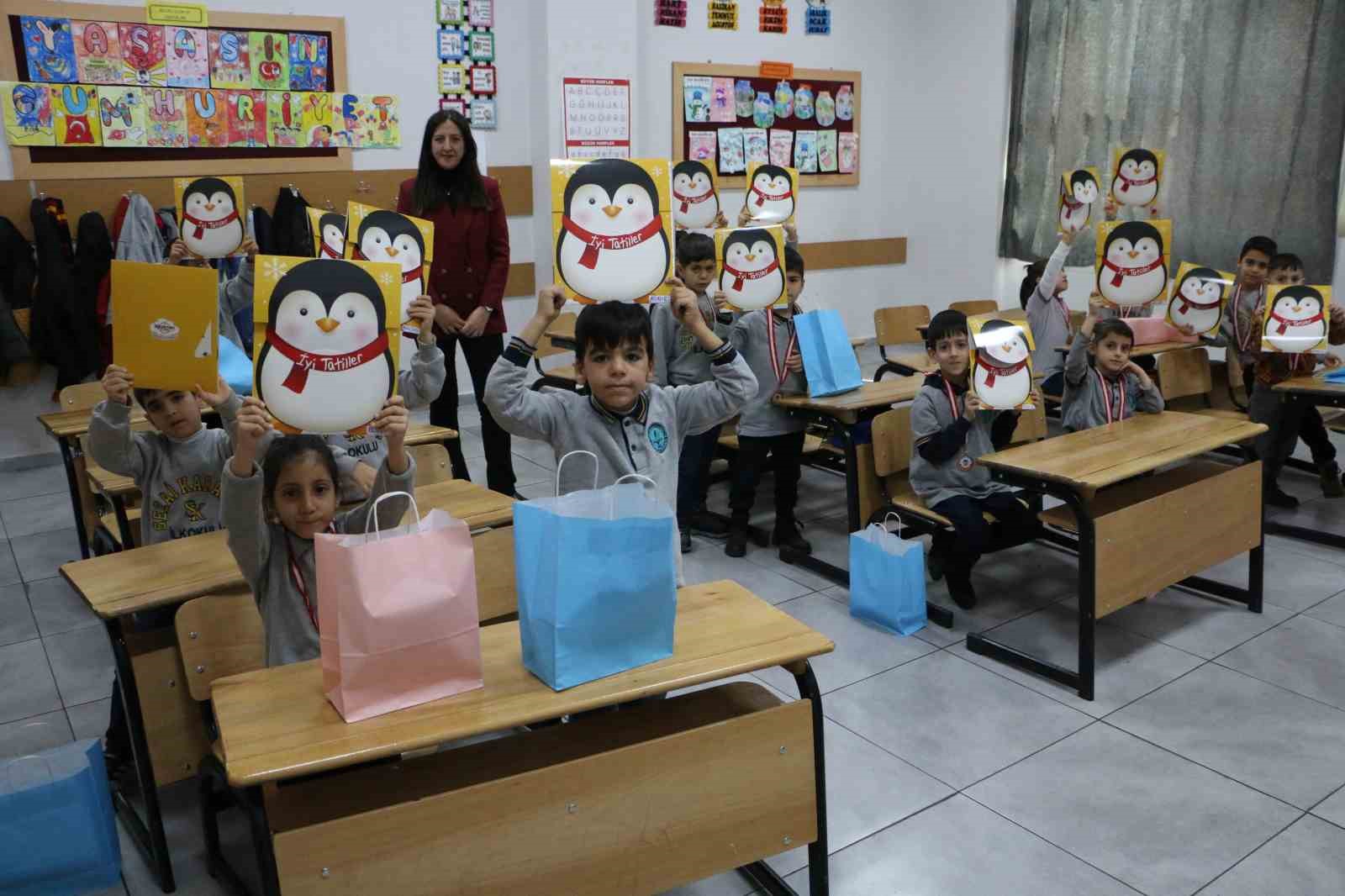 Diyarbakır’da 458 bin öğrenci karne aldı
