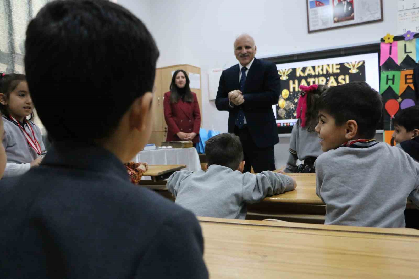 Diyarbakır’da 458 bin öğrenci karne aldı
