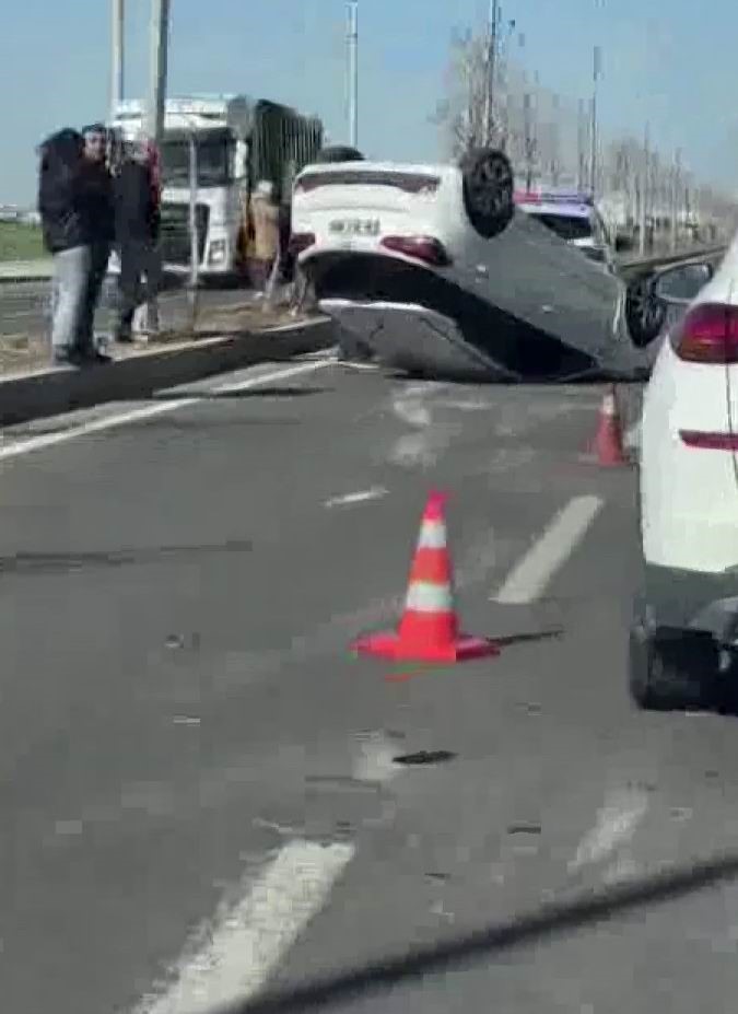 Diyarbakır’da araç takla attı: 1 yaralı
