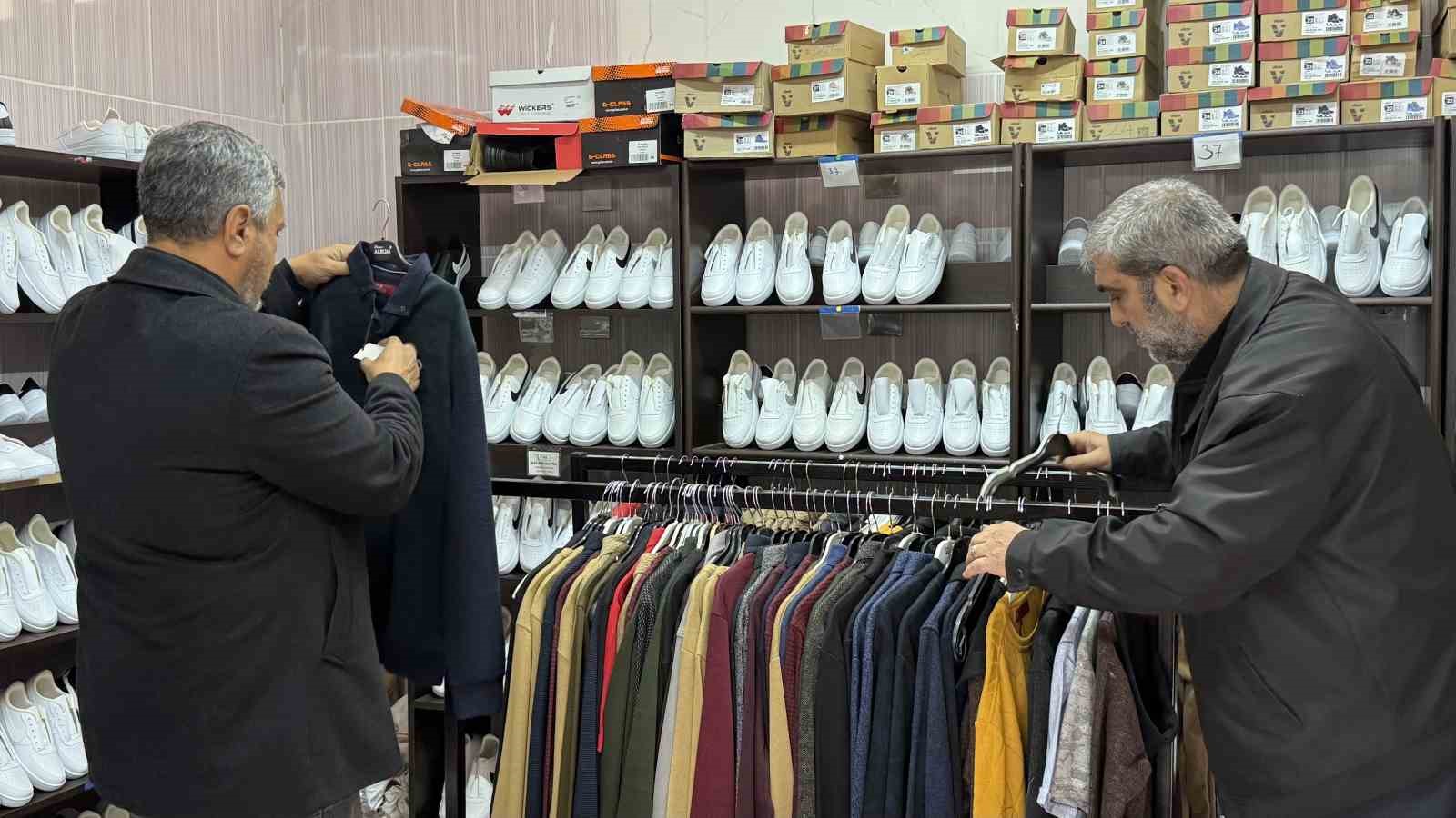 Diyarbakır’da binlerce yetim ve öksüzün ihtiyacı öğretmenlerin aracılığıyla karşılanıyor
