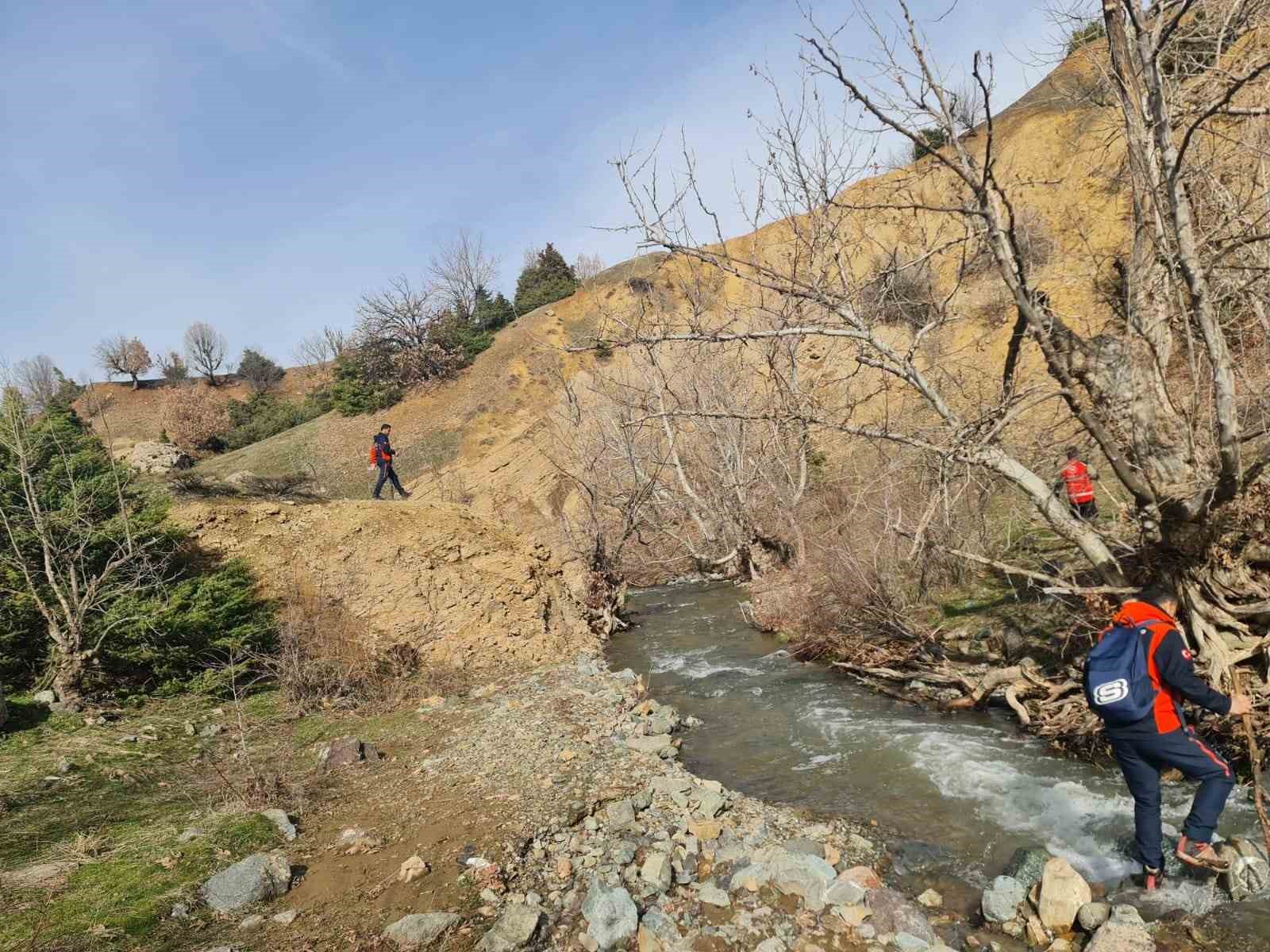 Diyarbakır’da kayıp yaşlı adamı arama çalışmaları 10’uncu gününde
