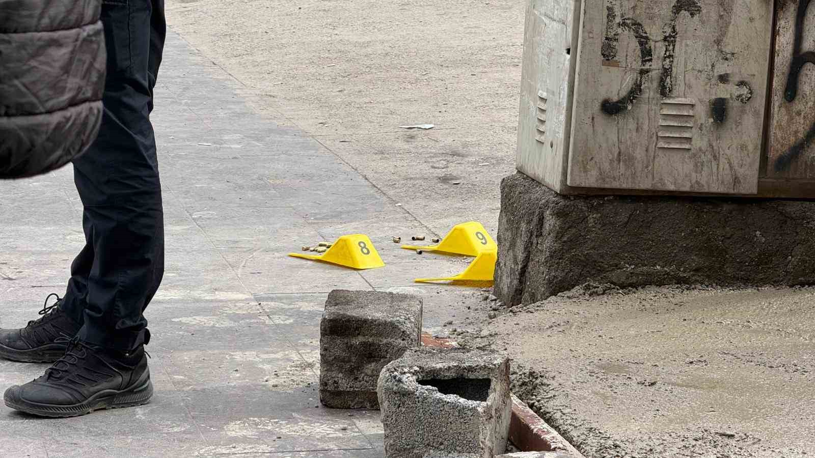 Diyarbakır’da müteahhit ile emlakçı arasında ’tadilat’ kavgası: 4 yaralı
