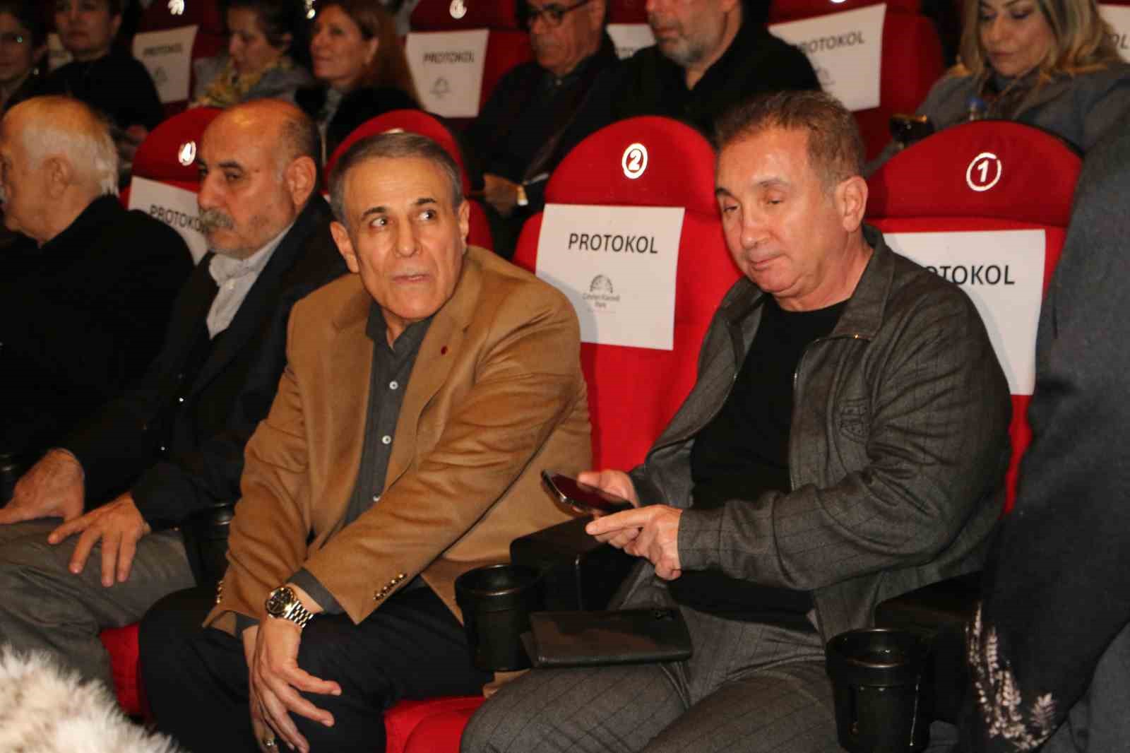 Diyarbakır’da ‘Uçan Köfteci’ filminin galası yapıldı
