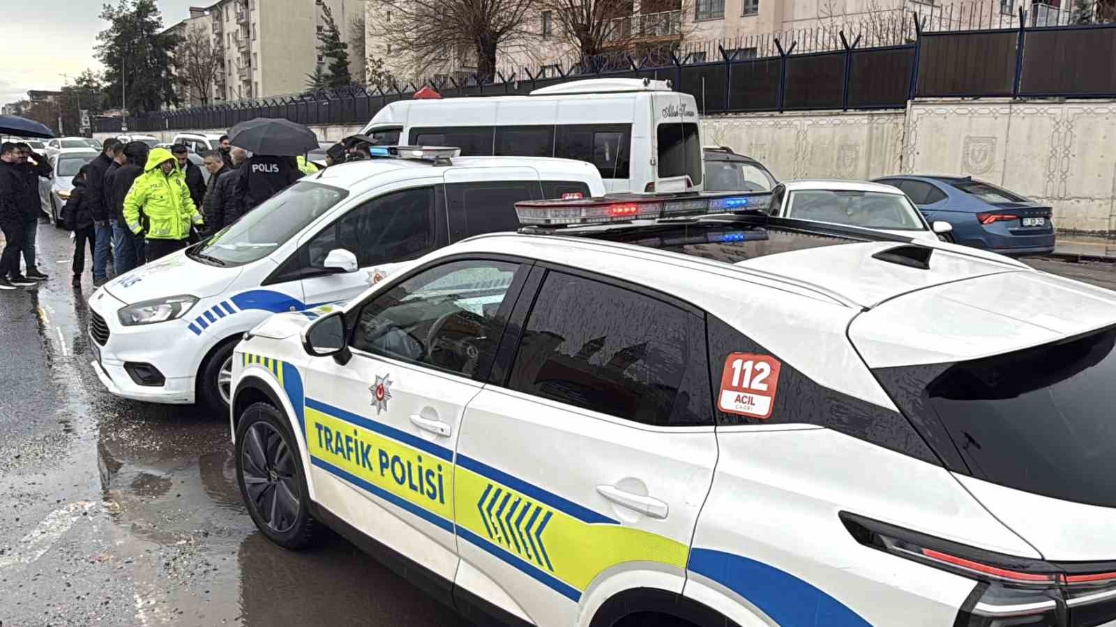 Diyarbakır’da zincirleme trafik kazası: 4 yaralı
