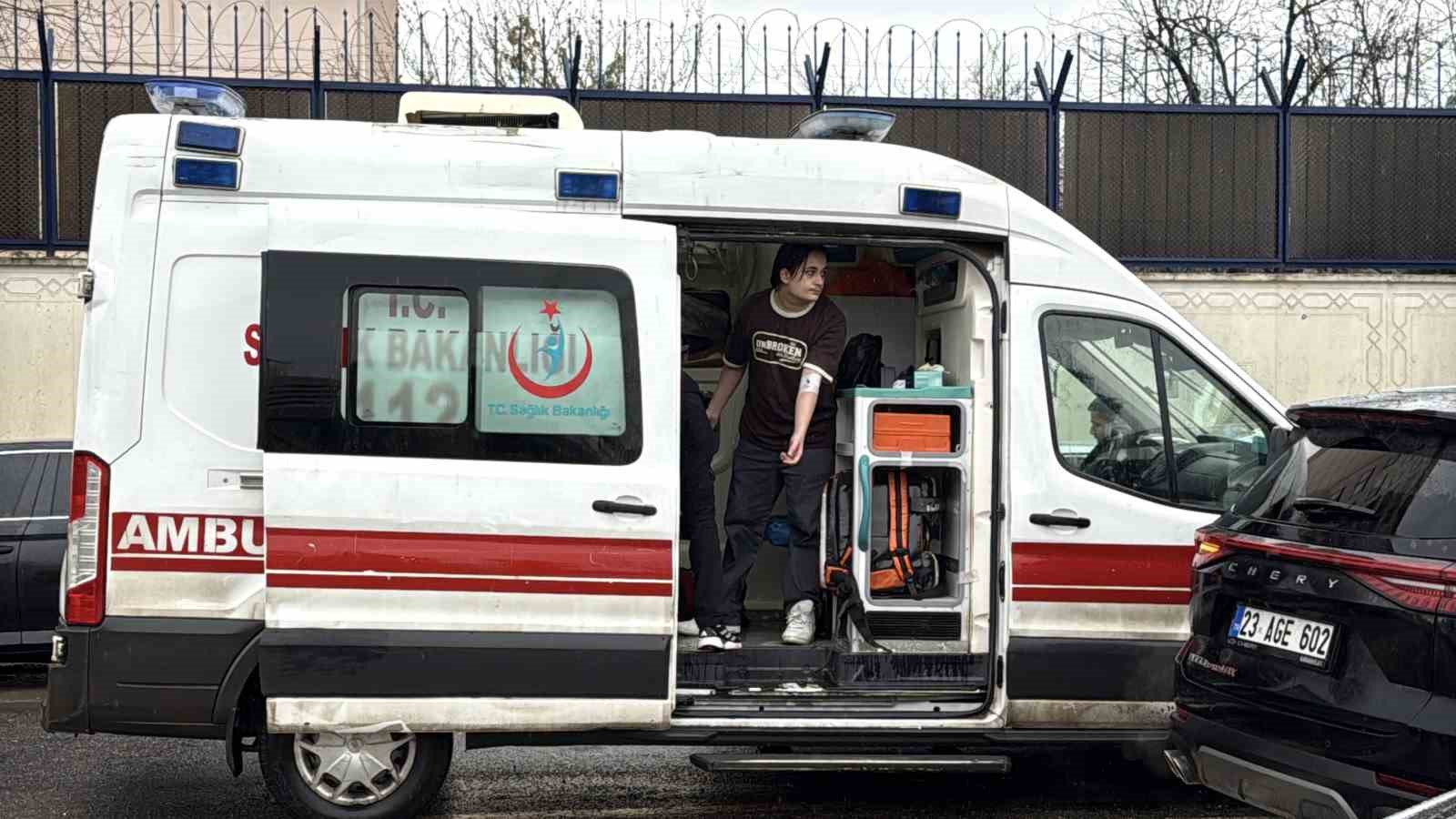 Diyarbakır’da zincirleme trafik kazası: 4 yaralı
