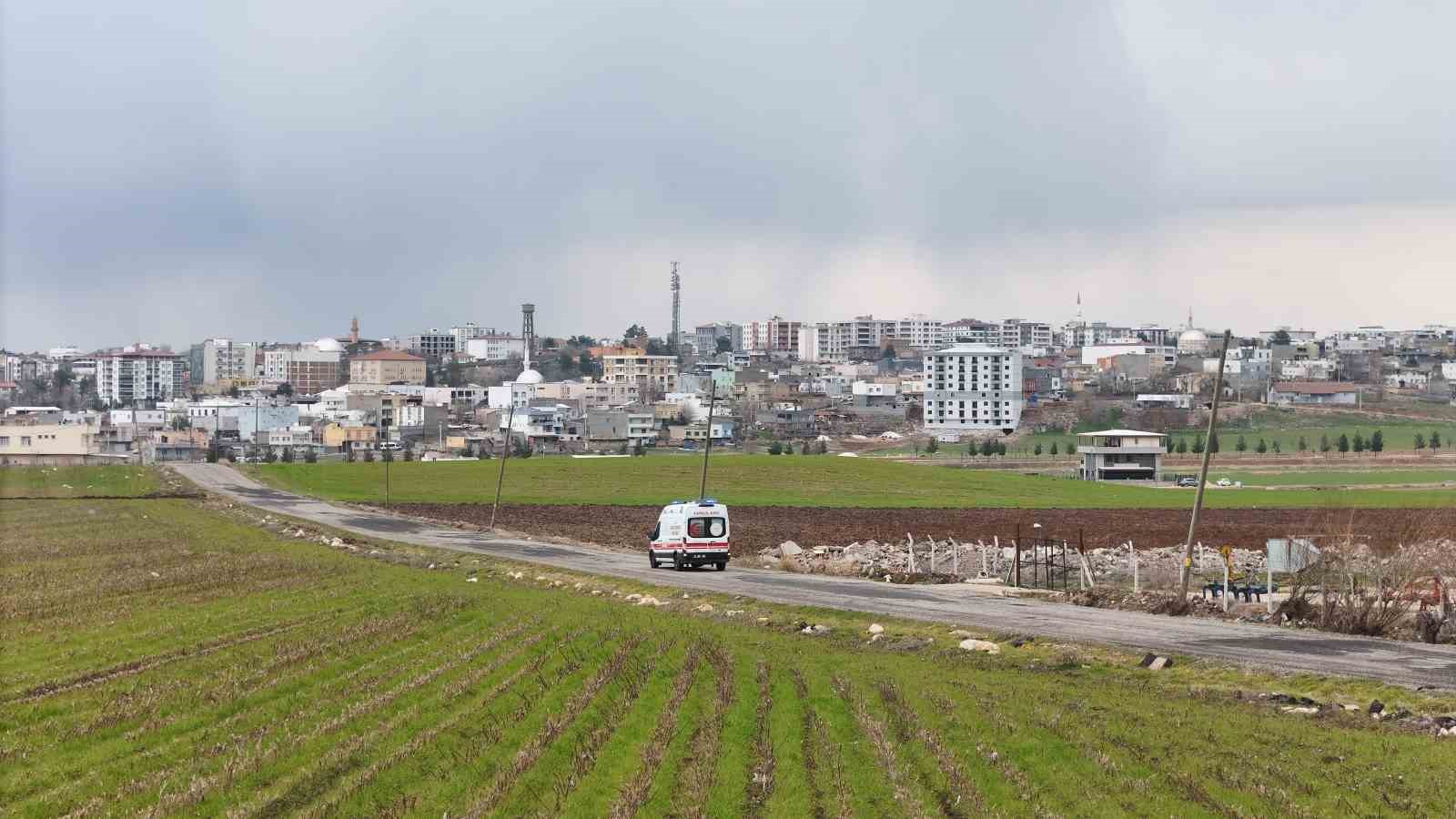 Diyarbakır’ın tek kadın ambulans şoförü 5 yıldır hayat kurtarmak için zamanla yarışıyor
