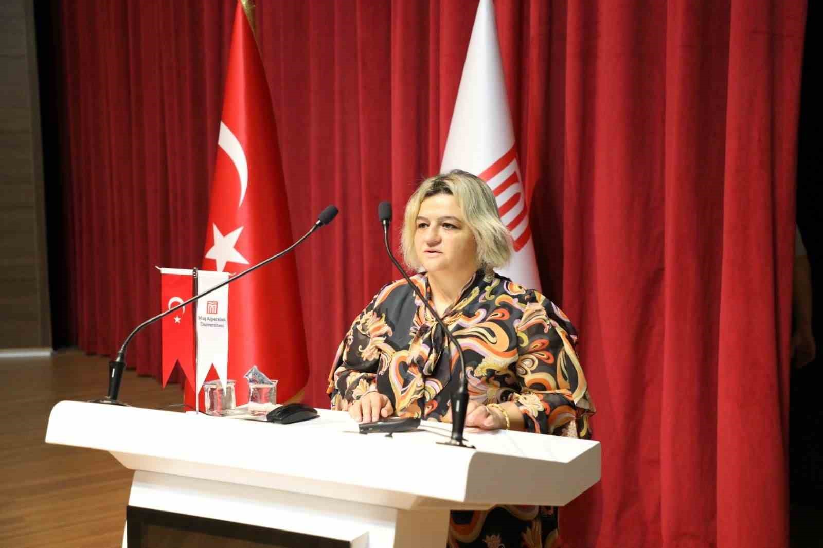 Doç. Dr. Bingöl: "Bağımlılıkla mücadele toplumsal seferberliktir"
