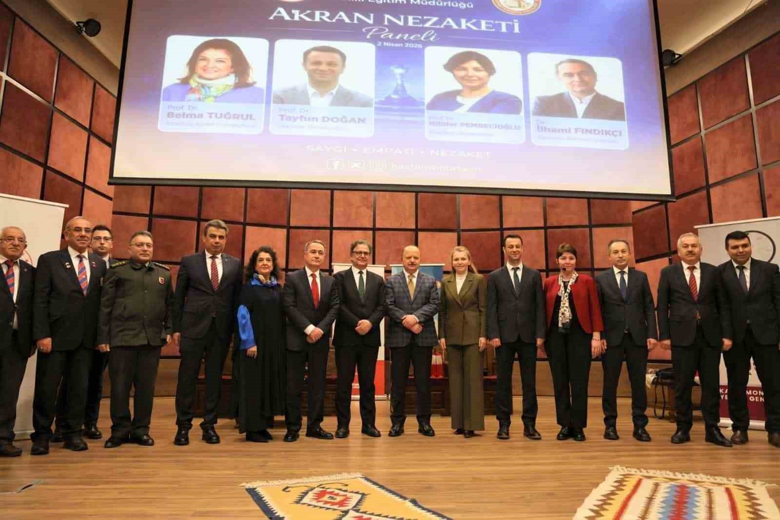 Doç. Dr. Mustafa Otrar: "Çocuklarımız hayatın her alanında gördükleriyle yetişirler"
