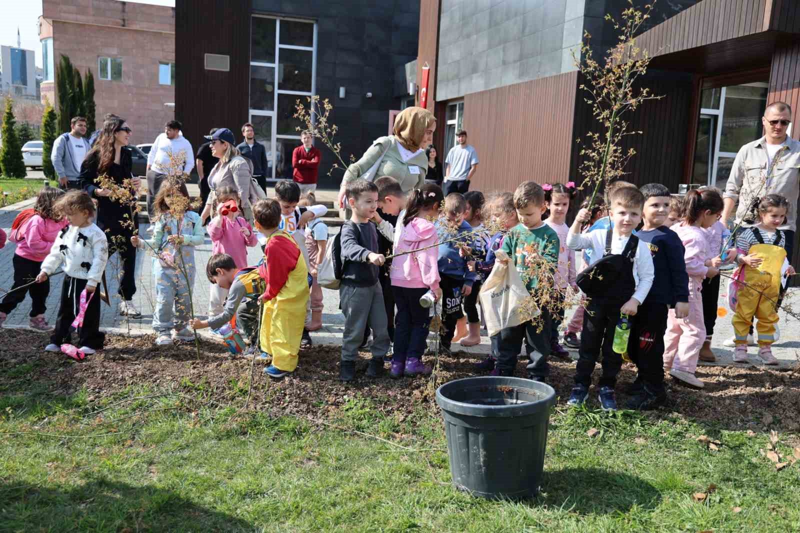 Doğa bilinci aşılanıyor
Doğa bilinci aşılanıyor