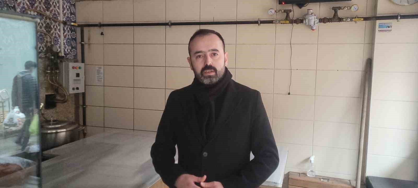 Doğal gaz kesintisi sebebiyle esnaf iş yerlerini açamadı
Doğal gaz kesintisi sebebiyle esnaf iş yerlerini açamadı