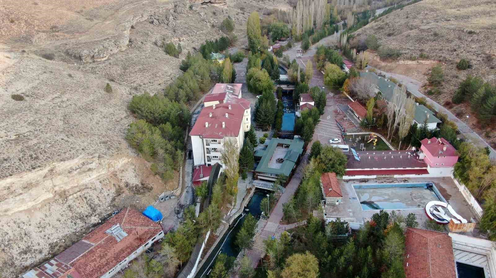 Doğal şifa kaynağı ’Kangal Balıklı Göl’ yenileniyor
