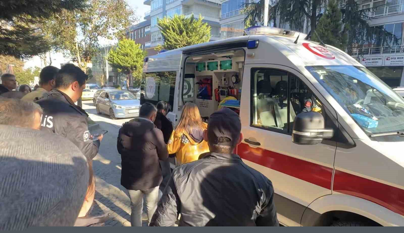 Dolmuş kazasında hava yastığı açıldı: 1 yolcu yaralandı
