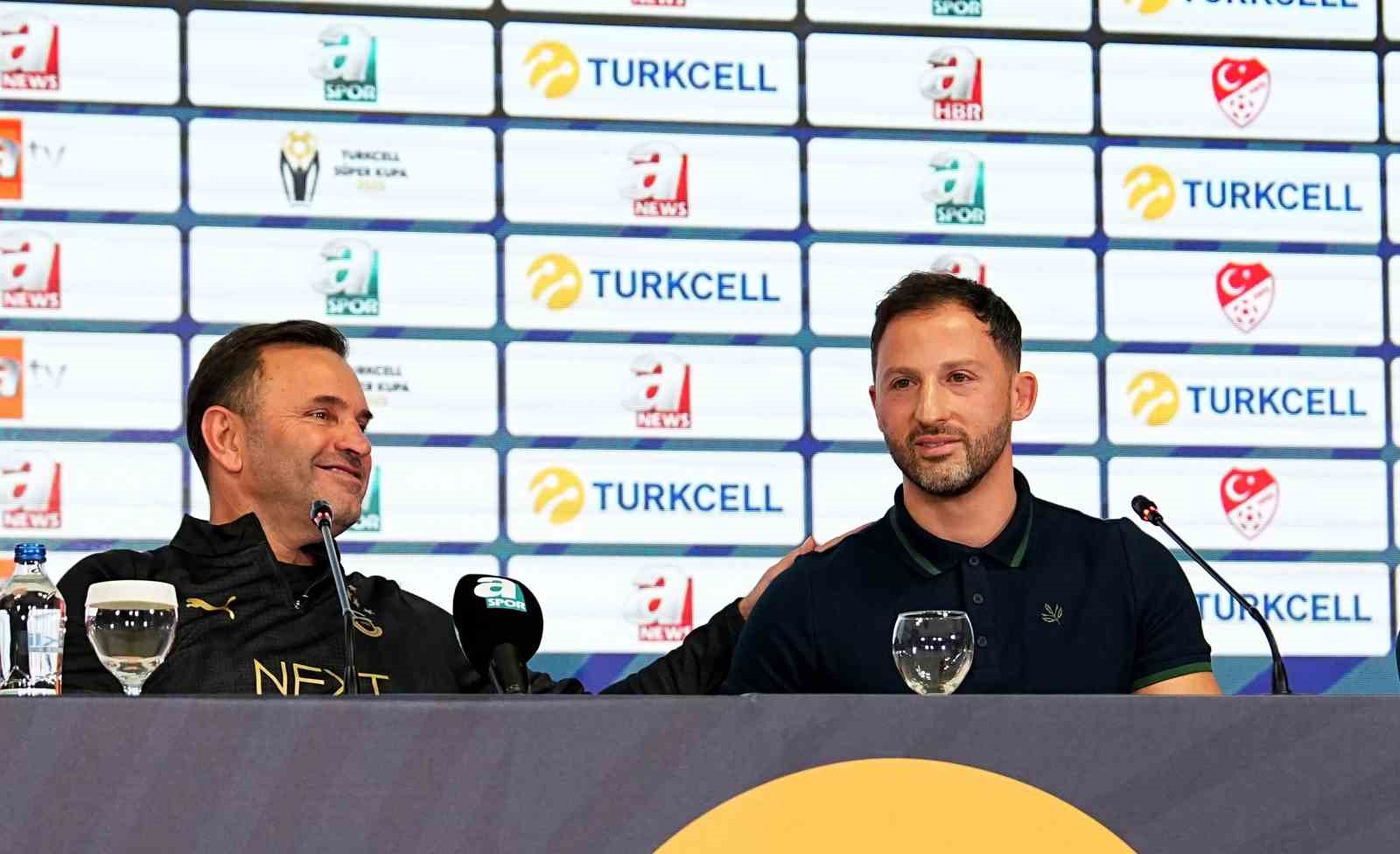 Domenico Tedesco: "Takım olarak bu maç için sabırsızlanıyoruz"
Domenico Tedesco: "Takım olarak bu maç için sabırsızlanıyoruz"