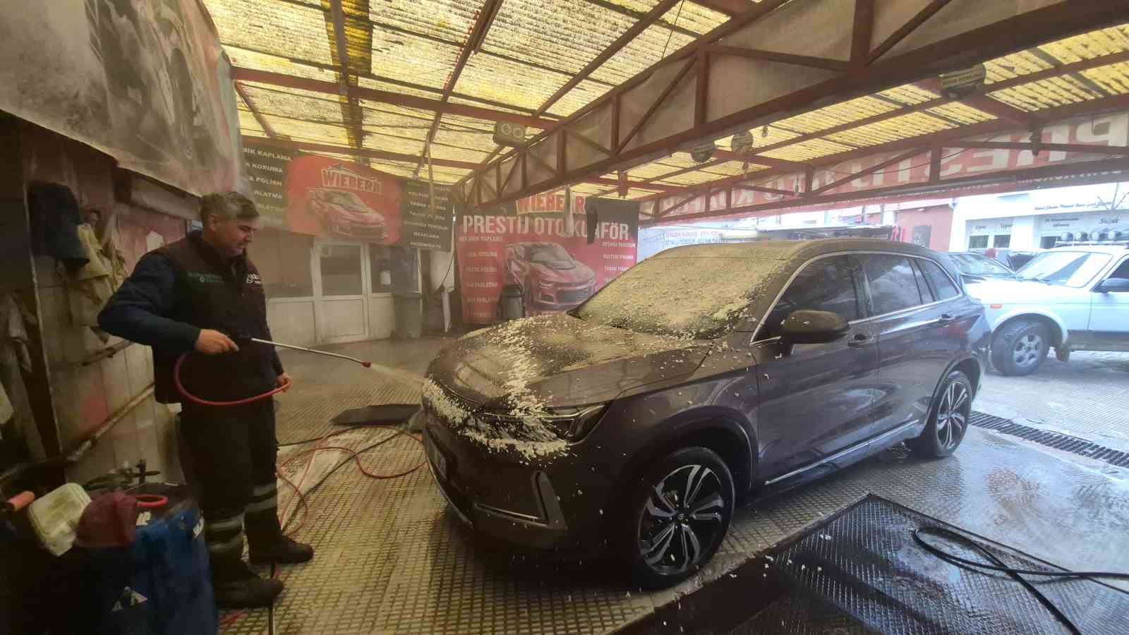 Dondurucu soğuklar ve kar yağışı oto yıkama taleplerini düşürdü
