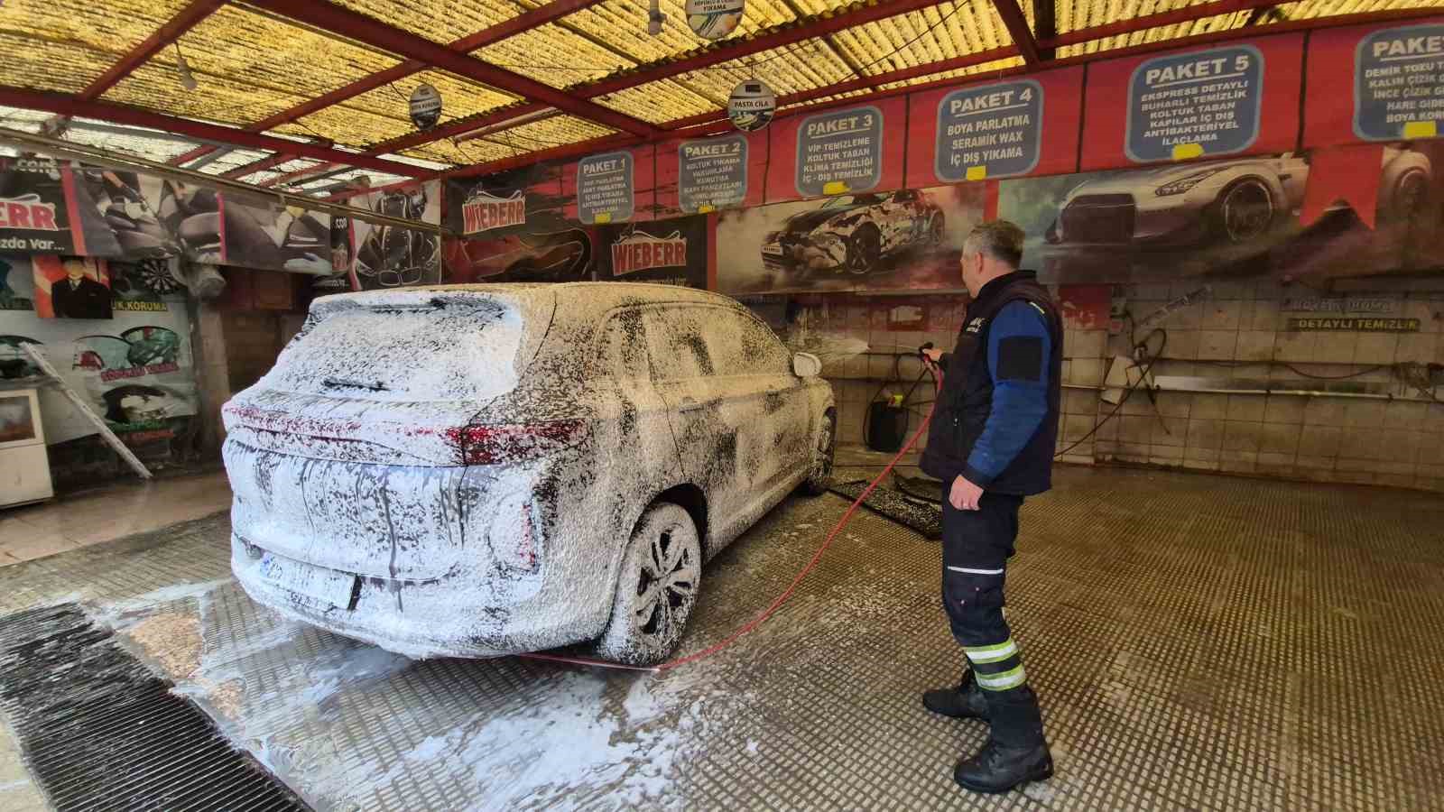 Dondurucu soğuklar ve kar yağışı oto yıkama taleplerini düşürdü
