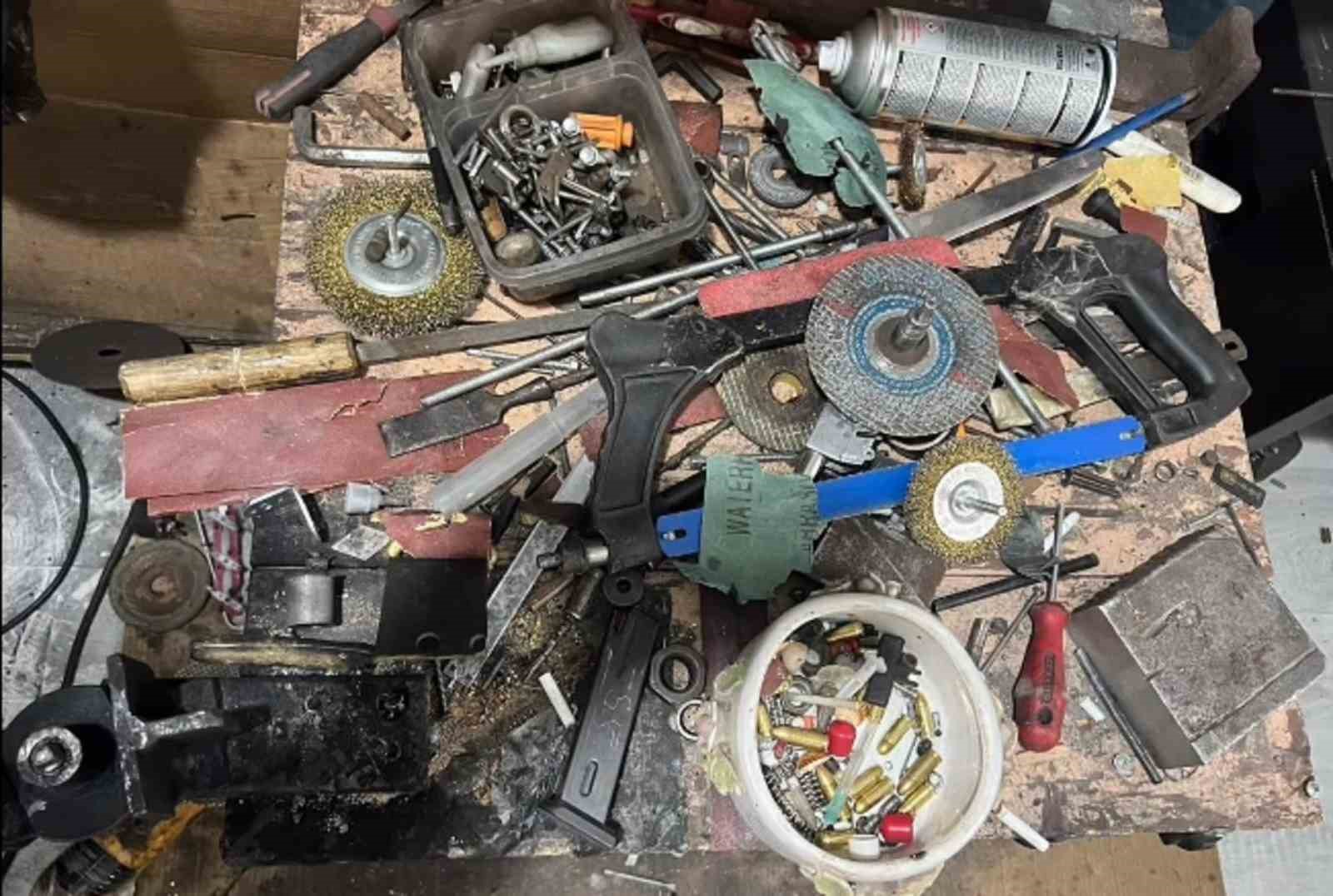 Dörtyol’da kaçak silah ve uyuşturucu operasyonu: 1 tutuklama
