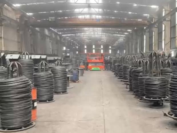 Dörtyol’da tel fabrikasında yangın
