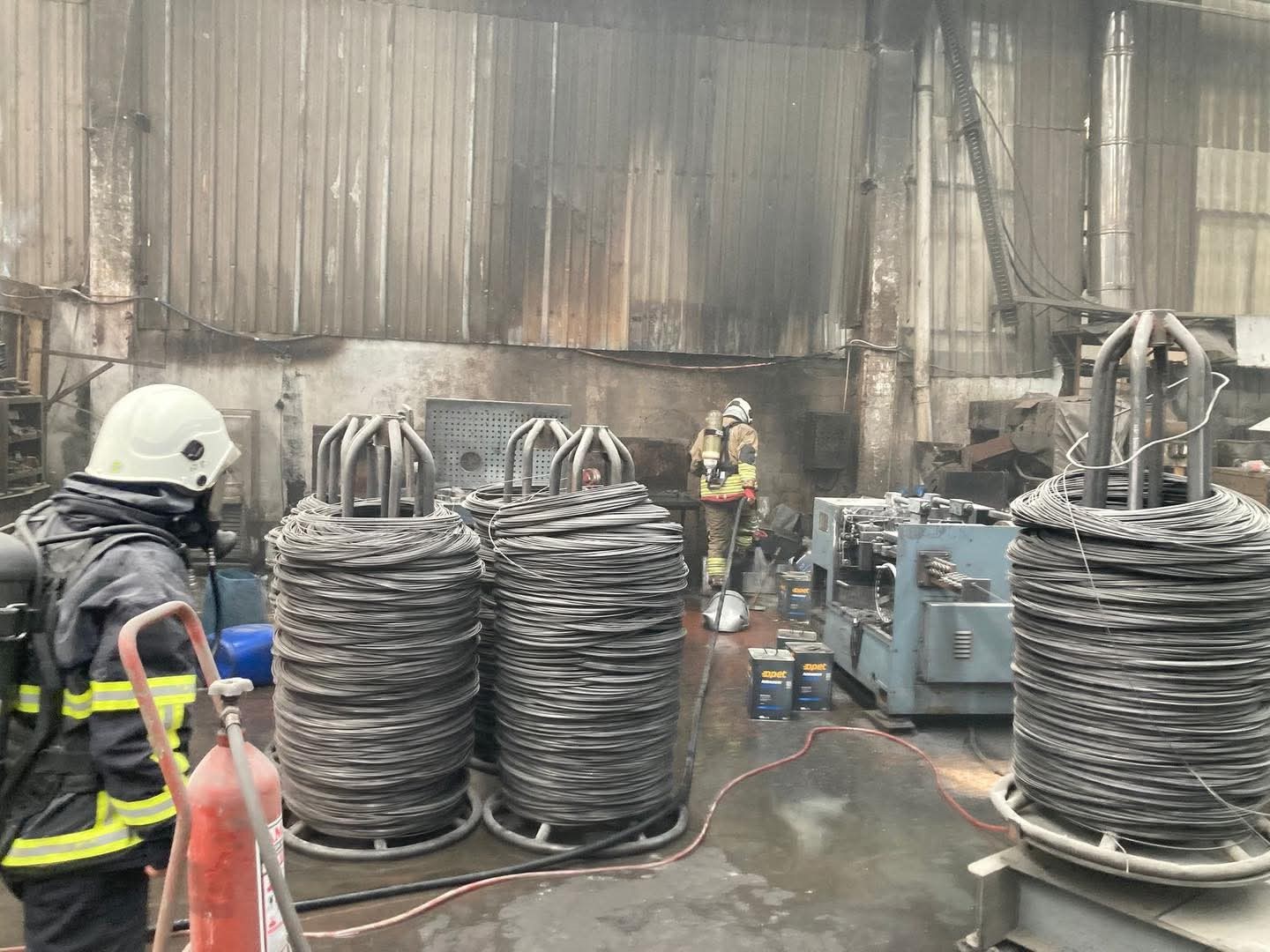 Dörtyol’da tel fabrikasında yangın
