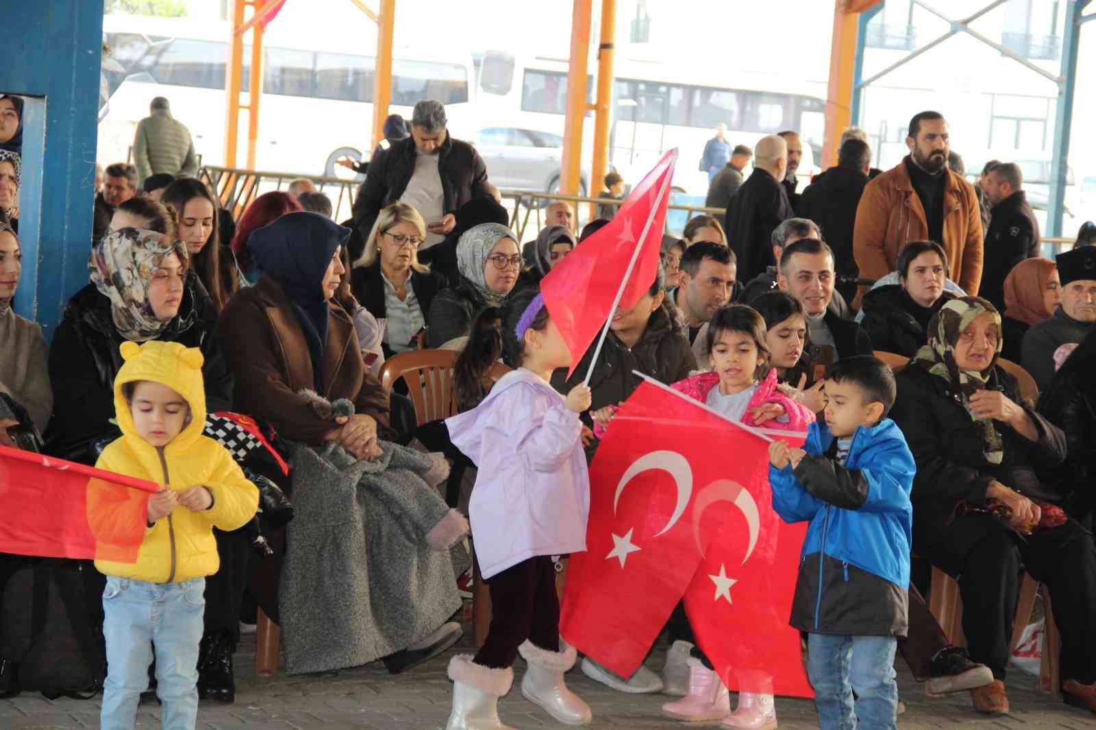 Dörtyol’un kurtuluşunun 104. yılı kutlandı
Dörtyol’un kurtuluşunun 104. yılı kutlandı