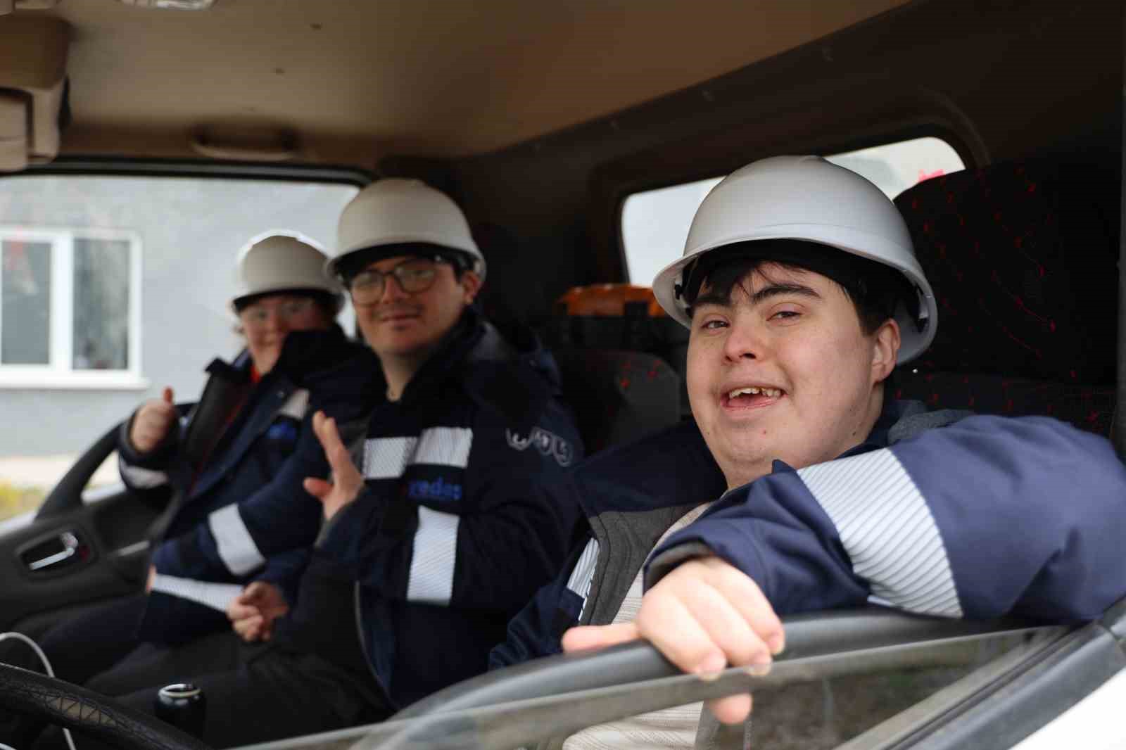 Down sendromlu çocuklara enerji sektörü tanıtıldı
