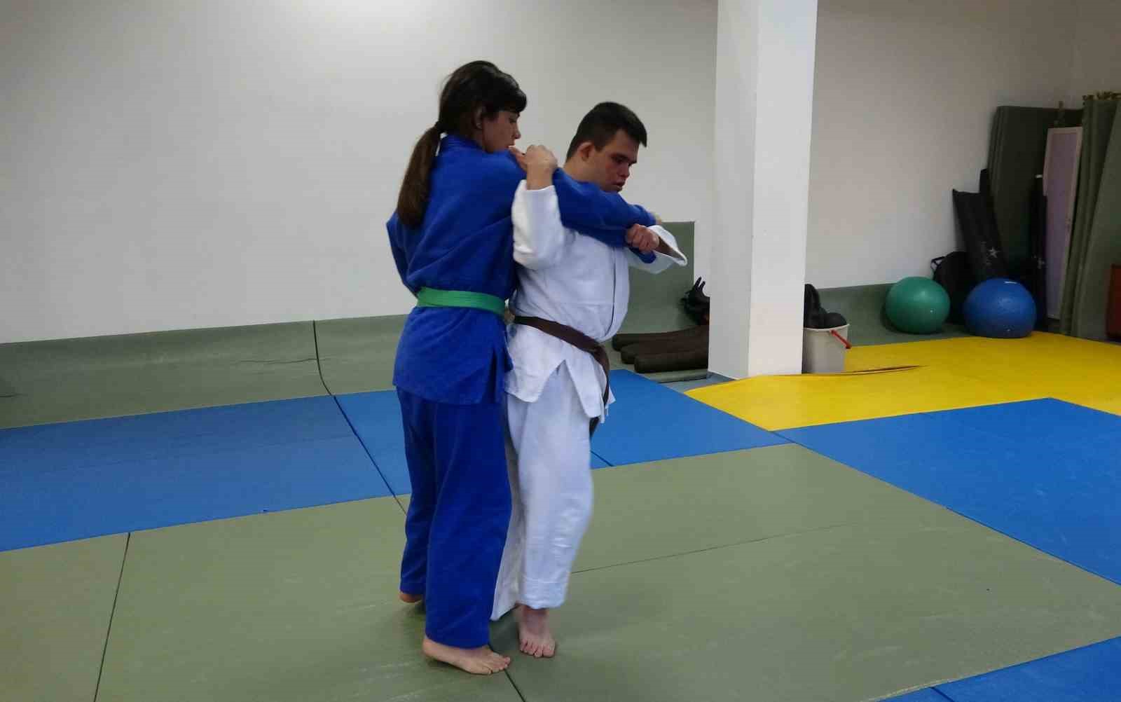 Down sendromlu judocu Mustafa Erbil, Dünya Şampiyonası yolunda
