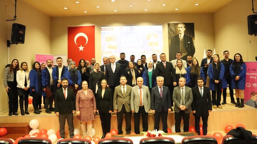 DPÜ’de "Aile Üniversitesi" ilk mezunlarını verdi
